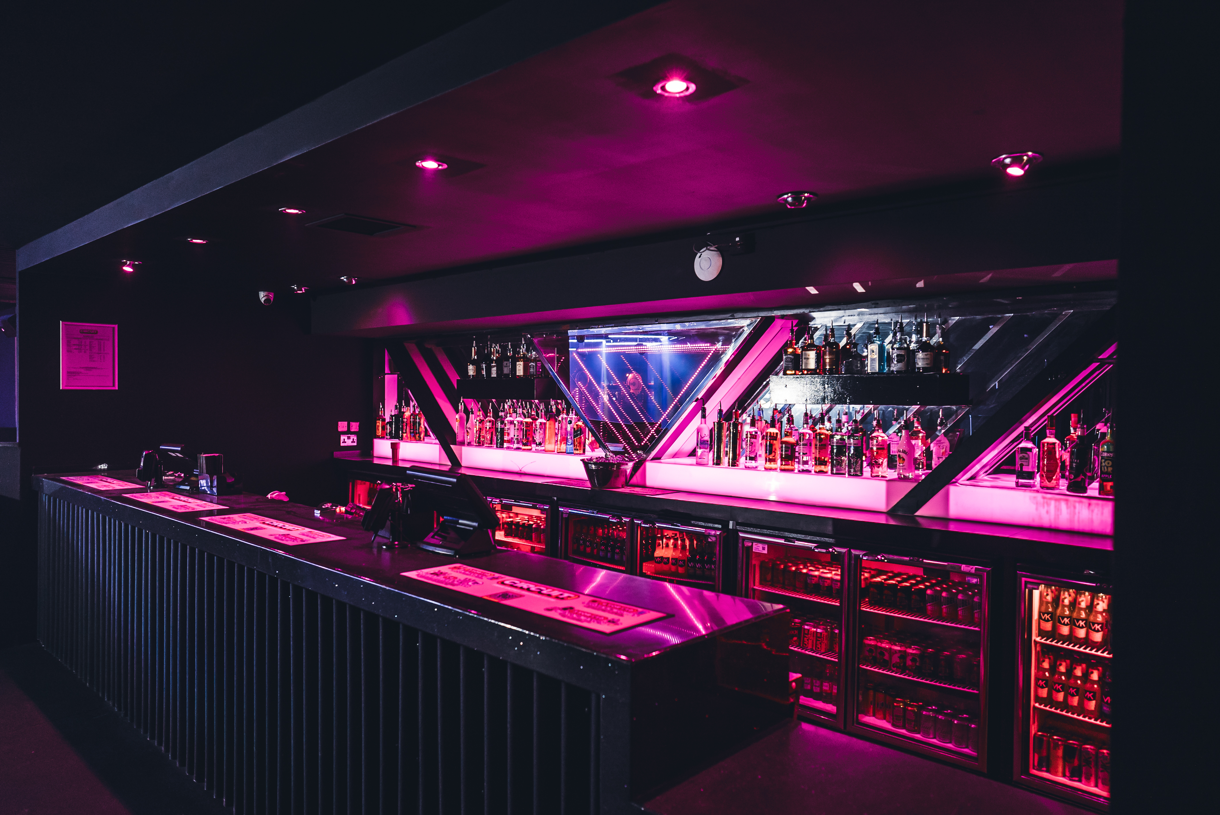 Room 2 - qnvtexrkkp2.jpg