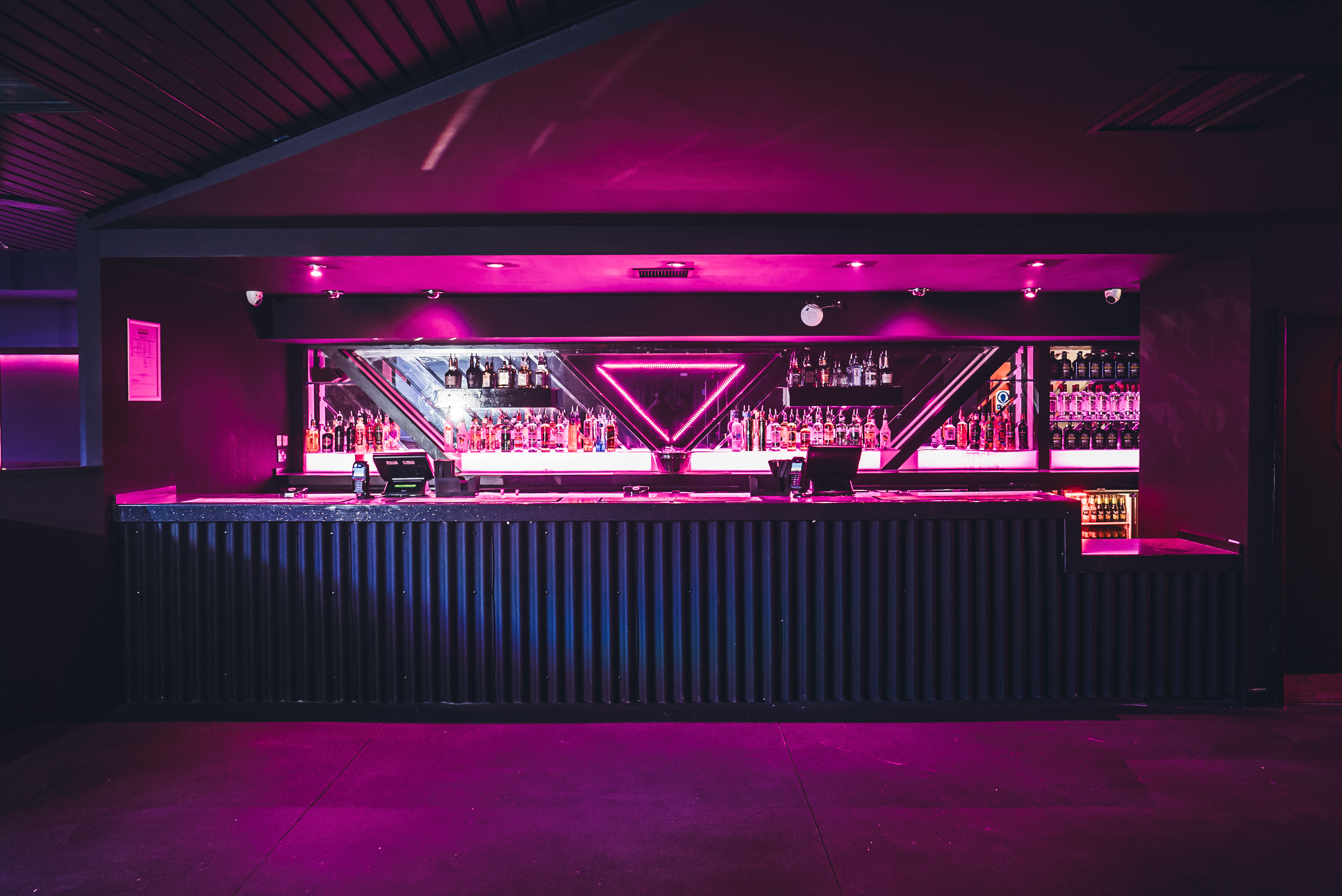 Room 2 - zeibovzvrum.jpg