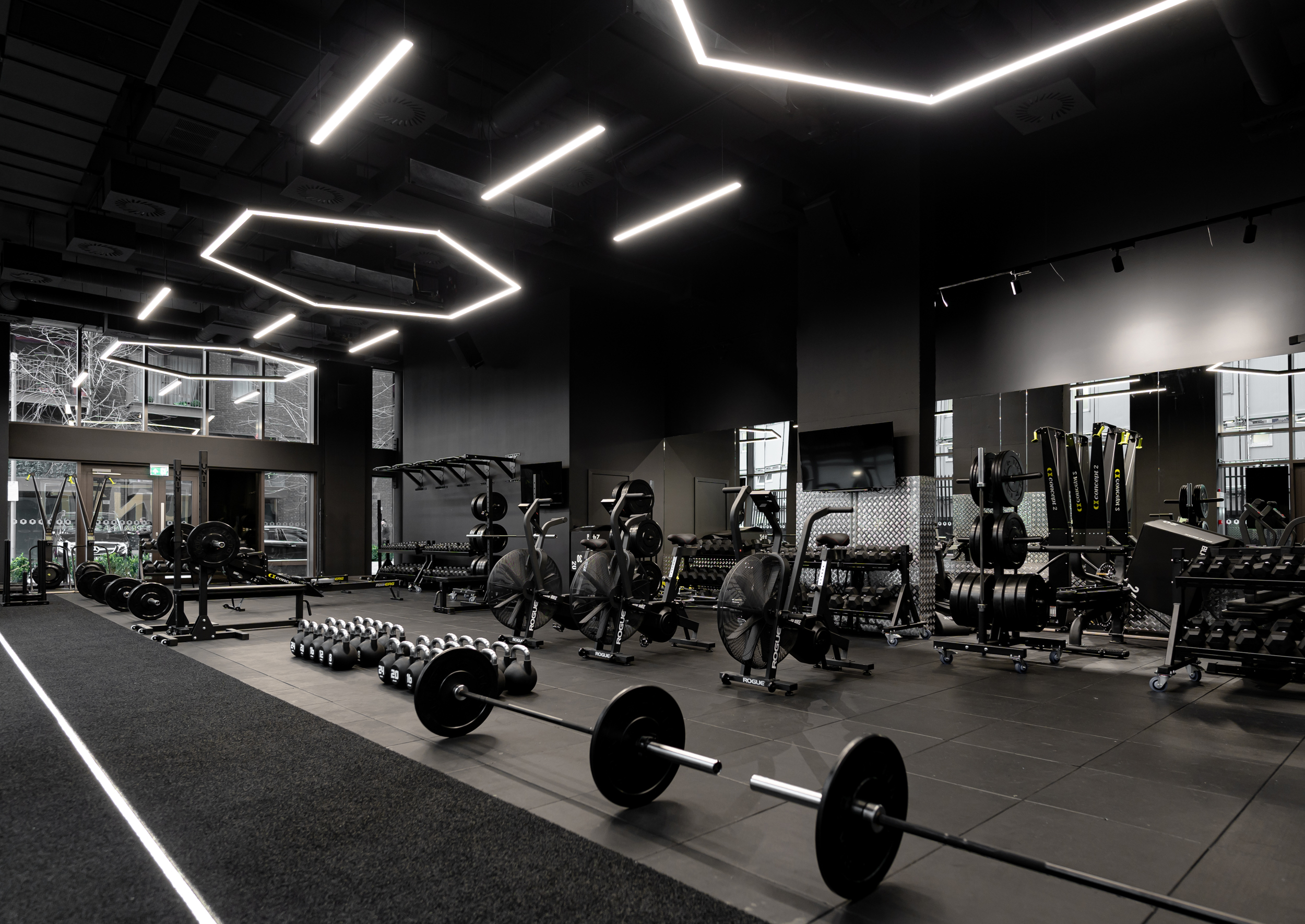 Premium Boutique Fitness Studio in South West London - syaegdrck5i.jpg