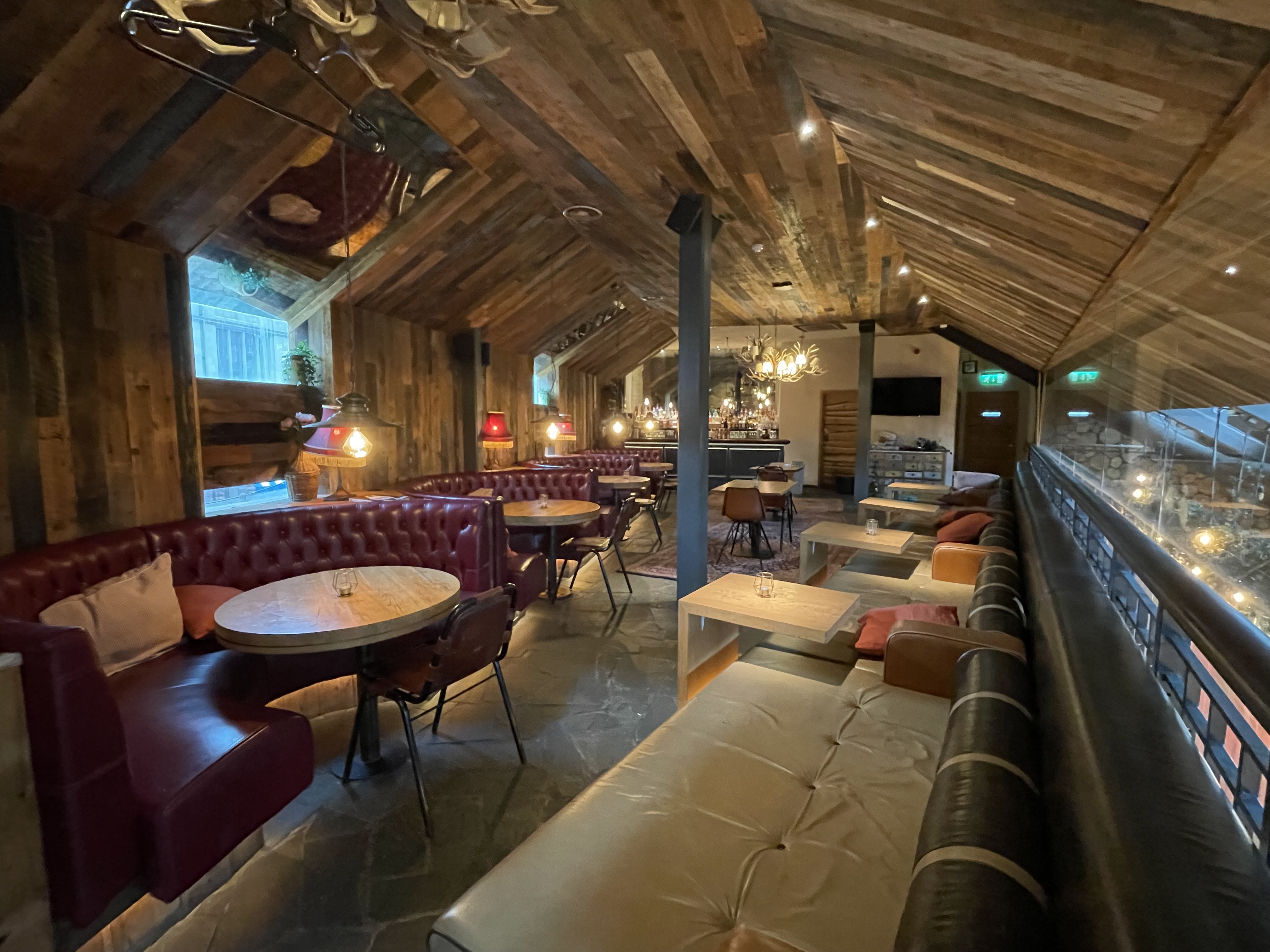 Cozy Gin Nest venue in Impossible Manchester, perfect for intimate gatherings and networking.