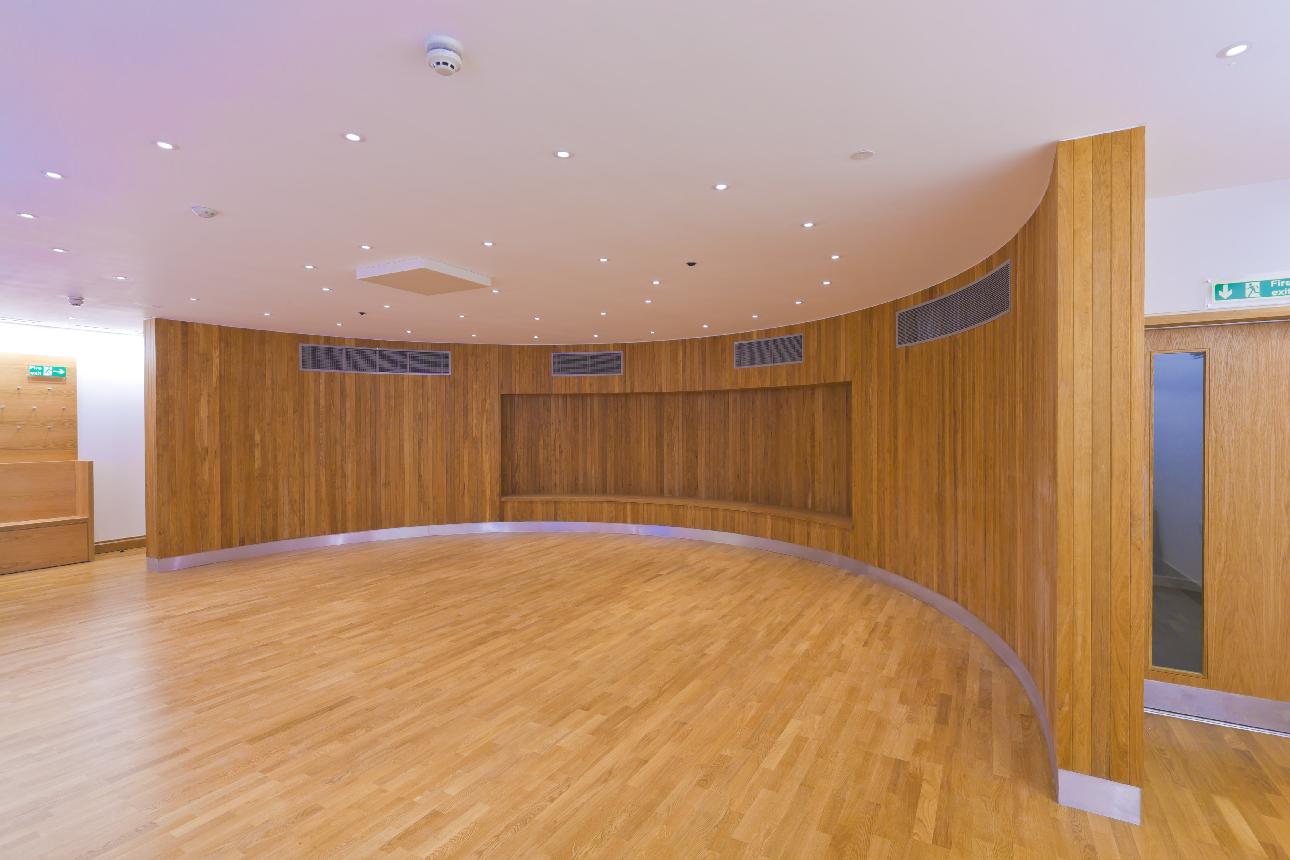 Education Studios at Shakespeare's Globe, modern curved design for events and presentations.