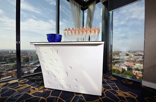 Iris Lounge - mcsblhoqqyx.jpg