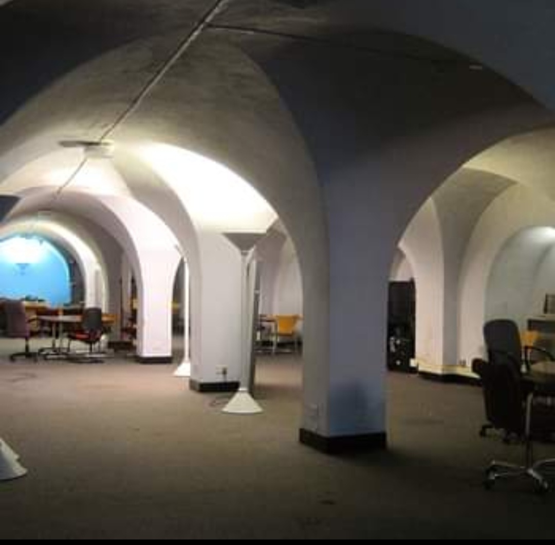 Basement - oxcfq4i1pnn.jpg