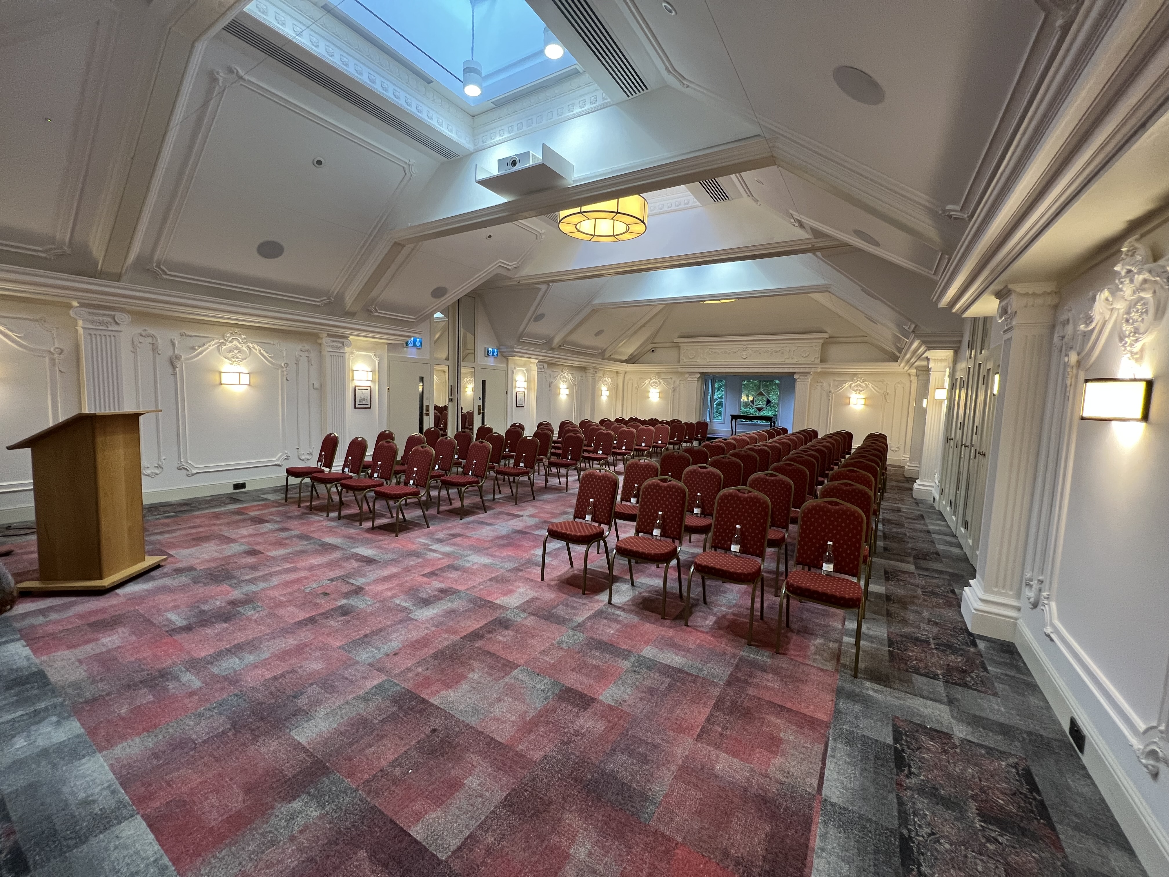 London Room - v2d2qz4ijv2.jpeg