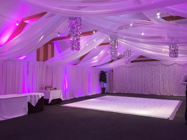 London Room - xikkoiibr3e.jpg