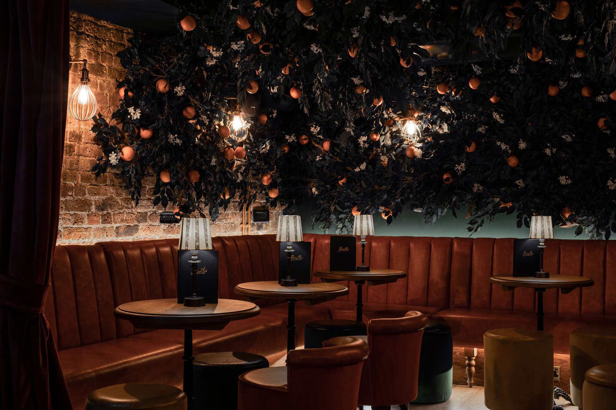 Cocktail Bar - 68ba9722-3f8f-47d4-b409-021e75aad2c2.jpg