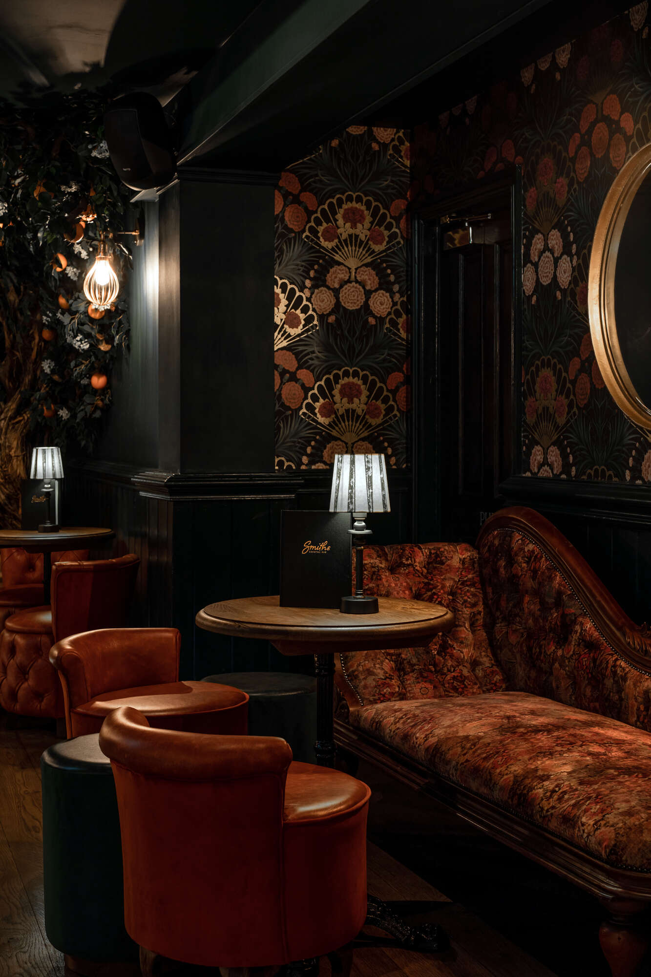 Cocktail Bar - qytzbkgucul.jpg