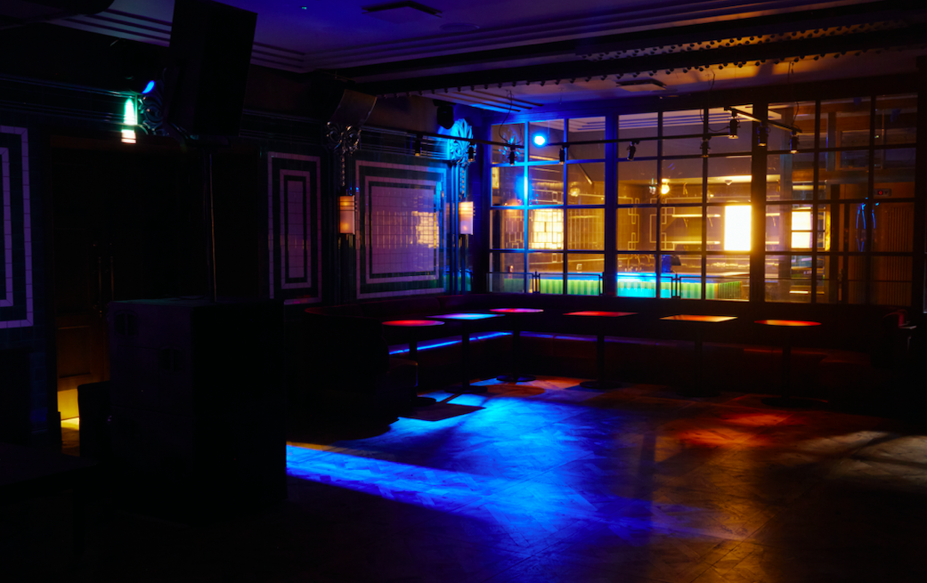 Versatile NEON194 Ballroom with ambient lighting for networking and social events.