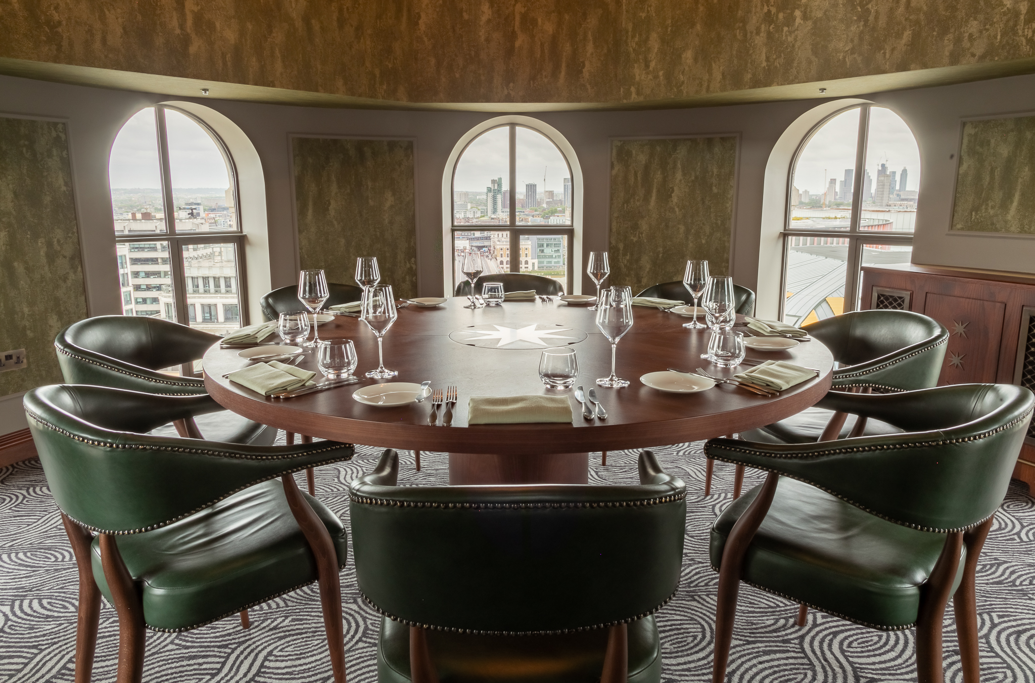 Elegant round table in PDR Wagtail London, ideal for meetings and gatherings.