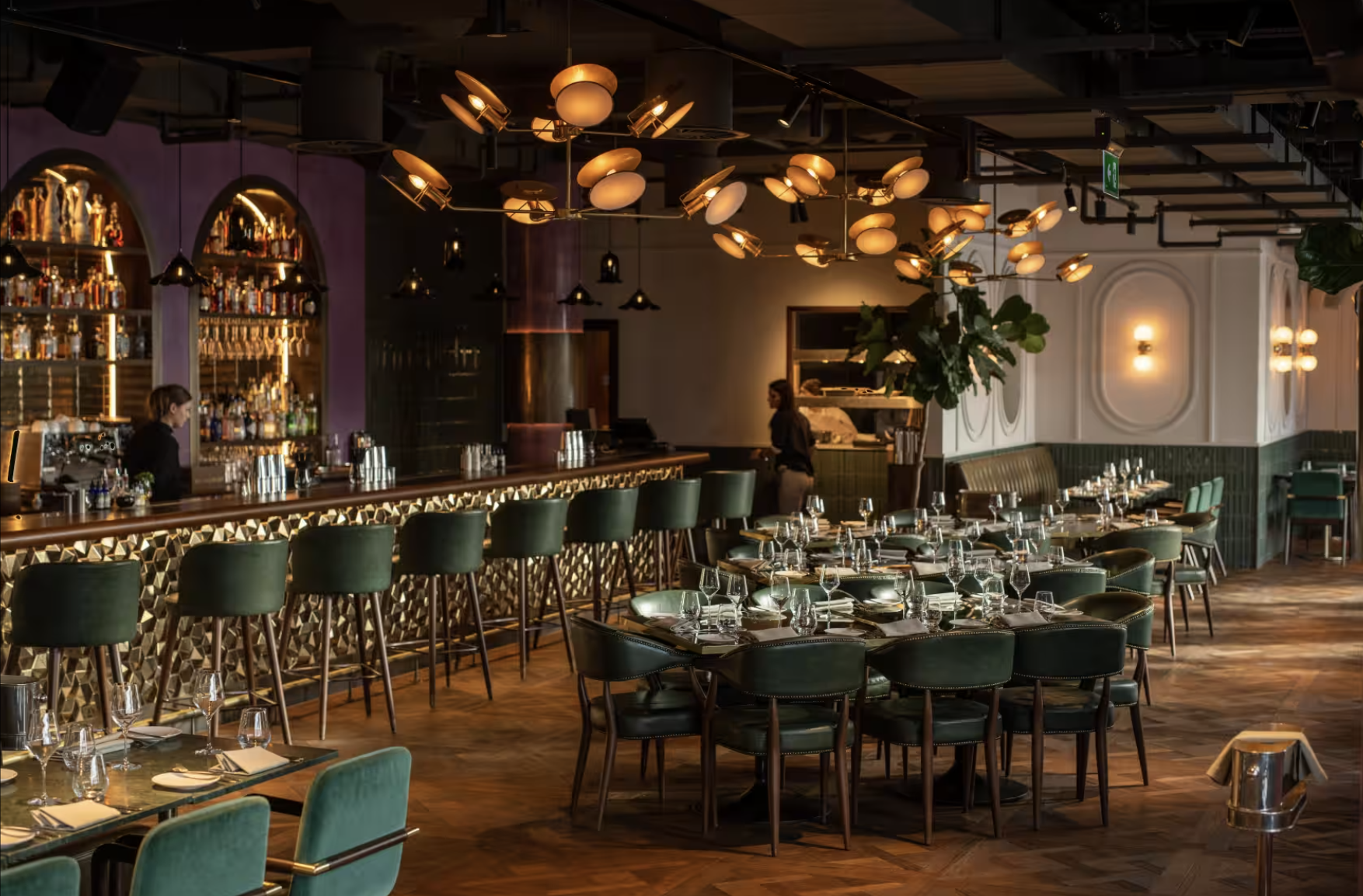 Stylish restaurant bar on 9th floor, ideal for upscale events and gatherings in London.