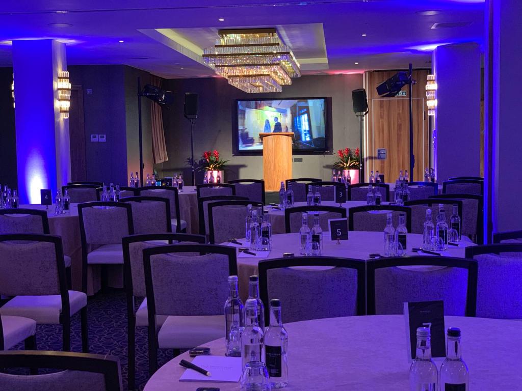 Royal London Suite - pqltwnpzis5.jpg