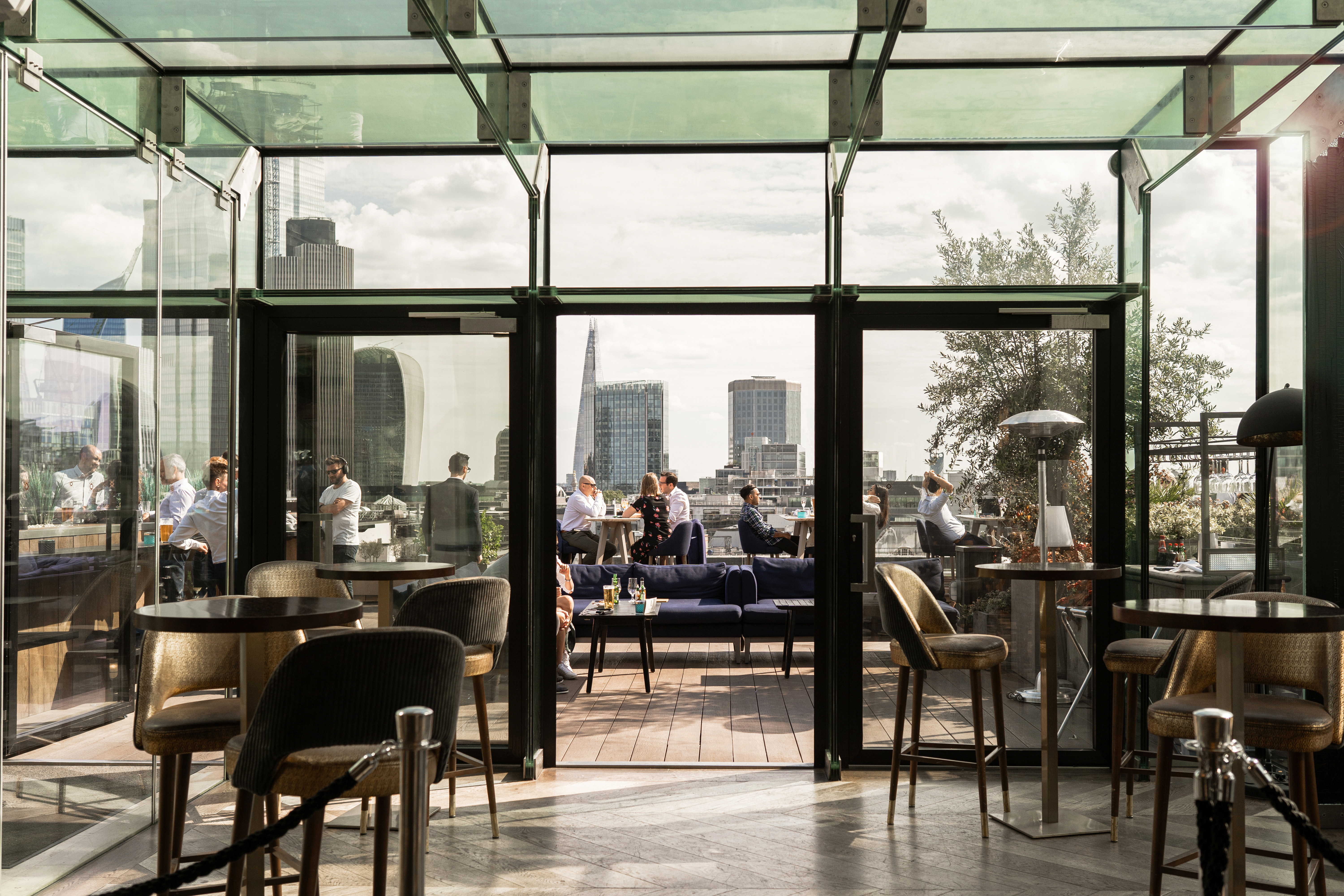 Glass Box - y1gtxn5dpiz.jpg