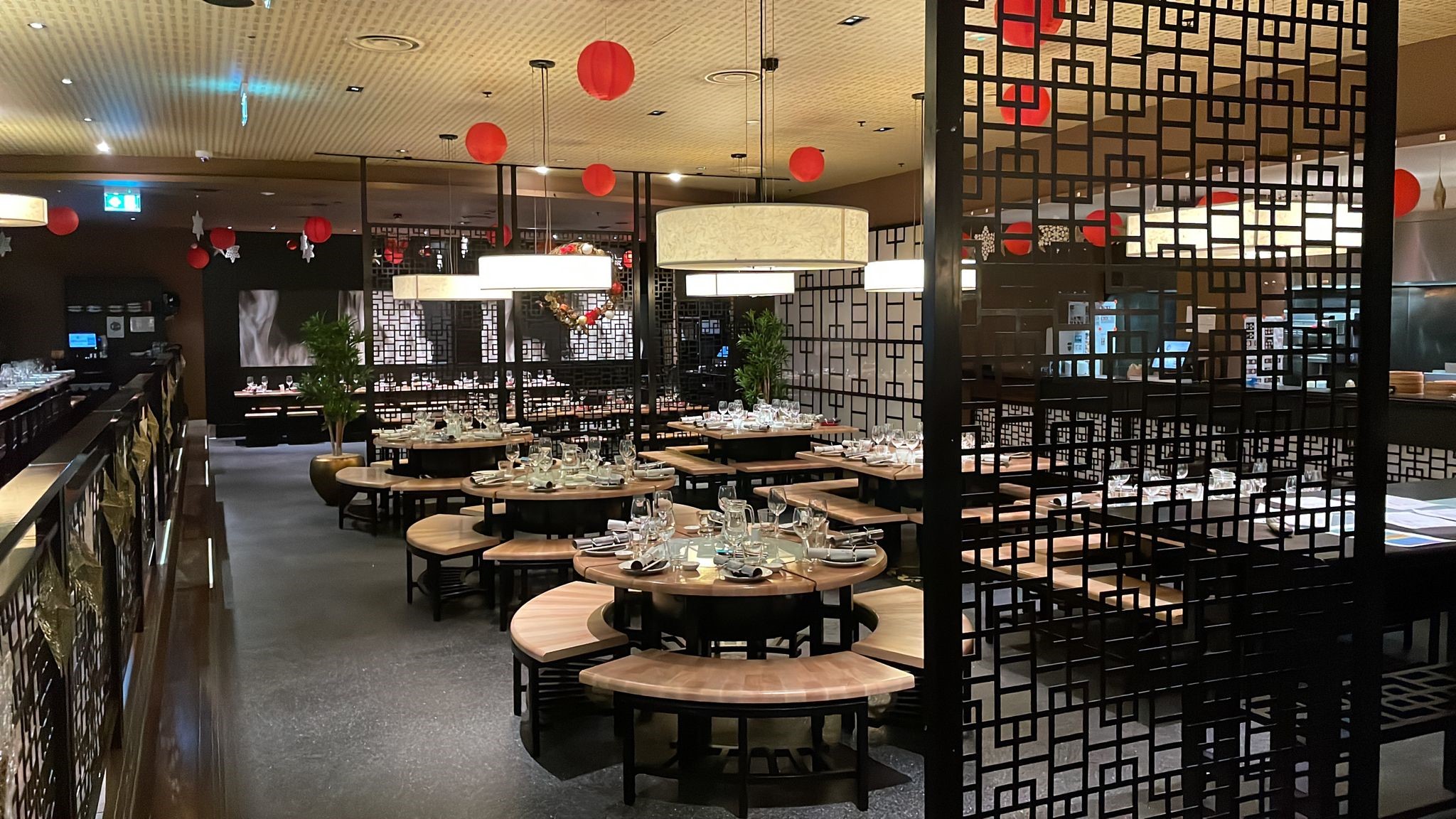 Elegant dining space in Ping Pong Bow Bell's House for events and celebrations.