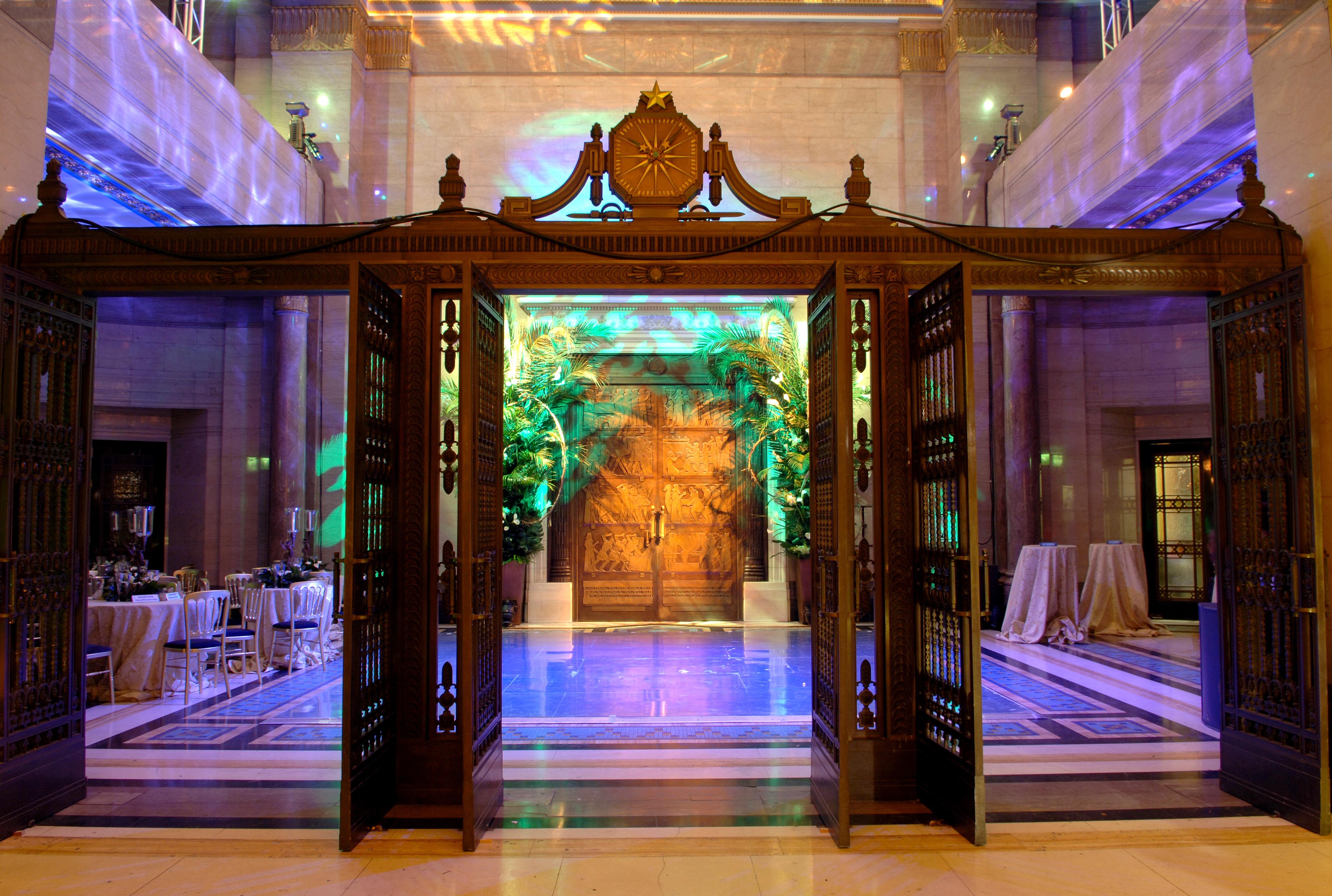 The Vestibules - xz2whleogir.jpeg