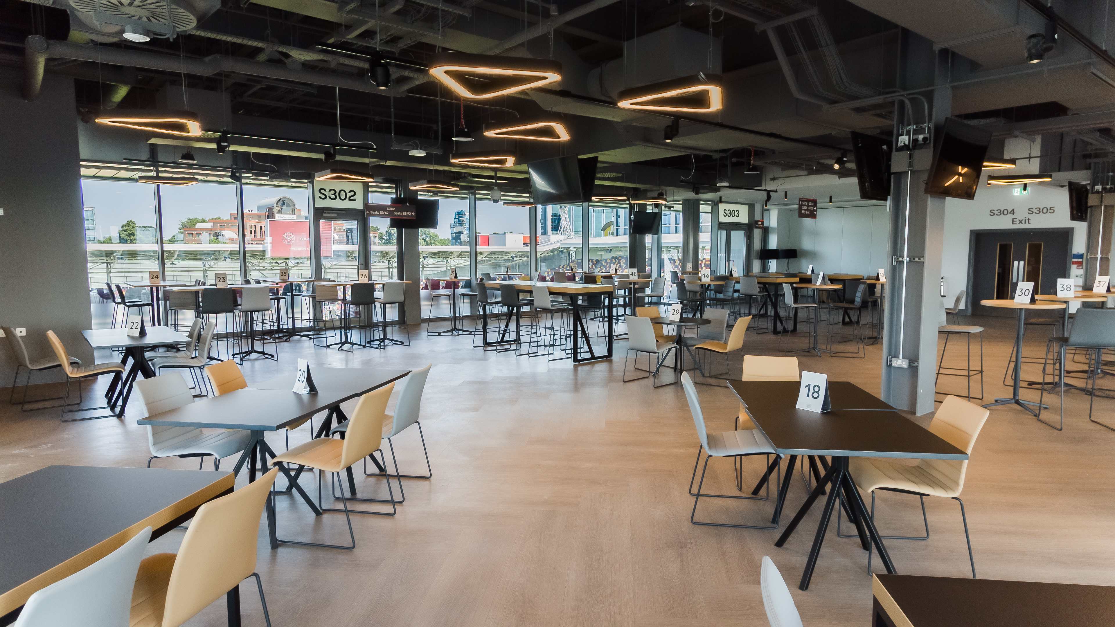 The Railway - vy0vyhdkrsc.jpg