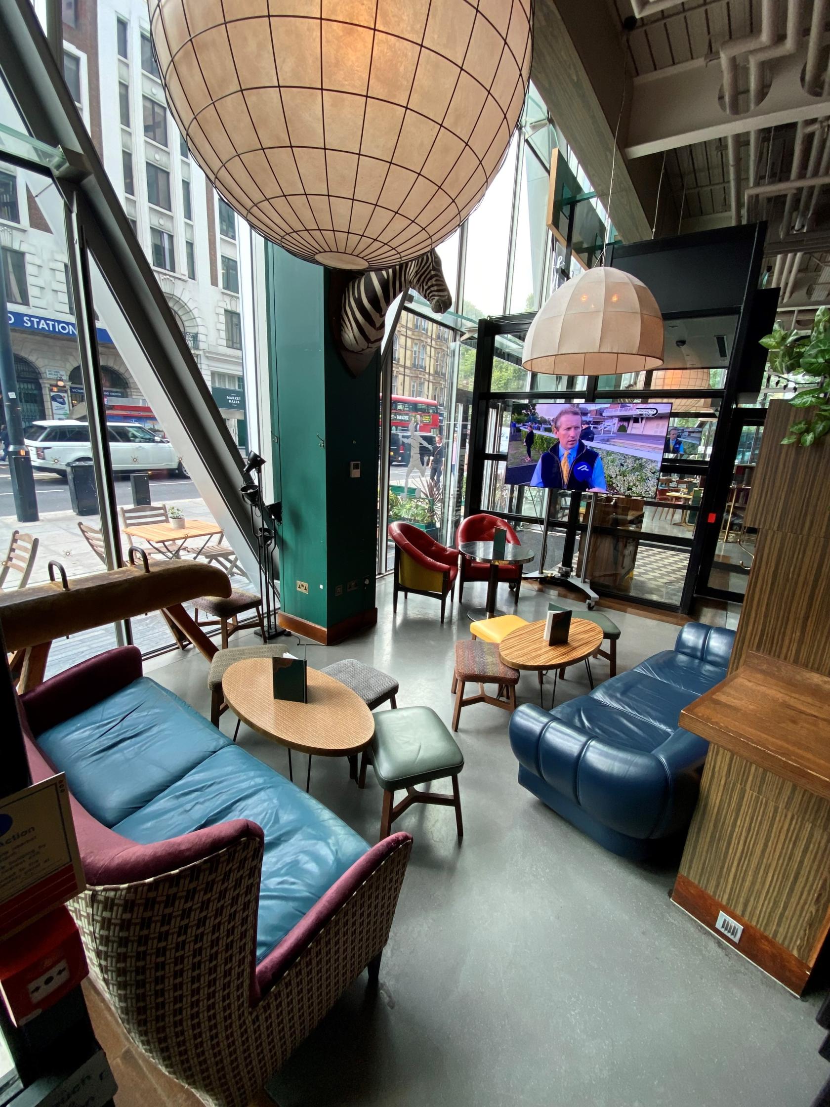 Victoria View - 0jgkvajisju.jpg