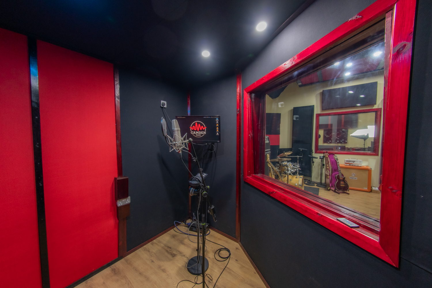 Recording Studio - 1gkimjyjvmd.jpg
