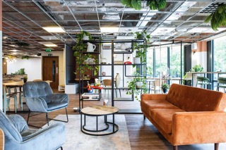 Modern lounge at Runway East Bristol Bridge, ideal for networking and meetings.