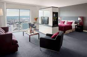 Azzuro 1 Suite at Radisson Blu Cardiff, spacious hotel suite for meetings and events.