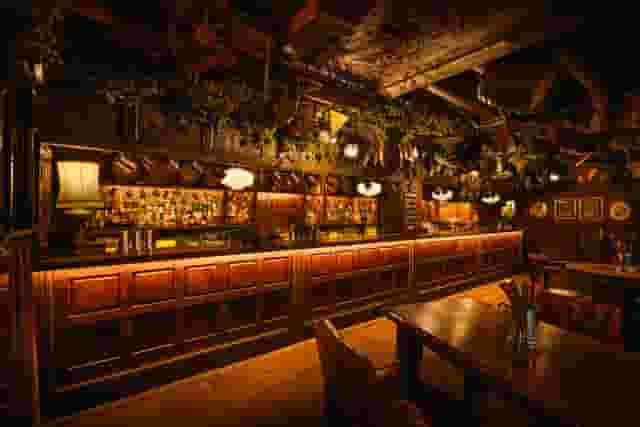 Mr Fogg's City Tavern