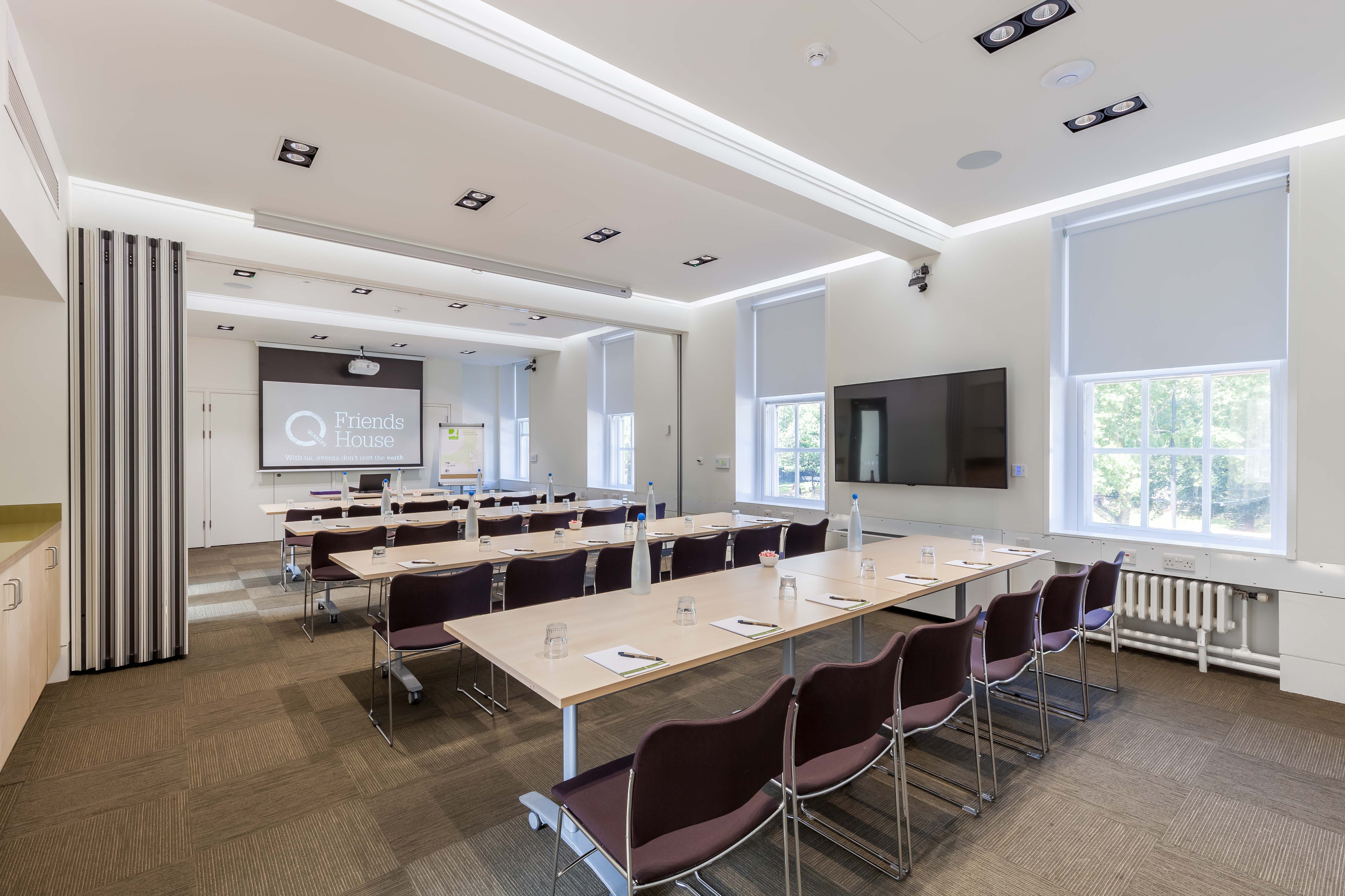 Hilda Clark Suite: modern meeting room with flexible seating for corporate events.