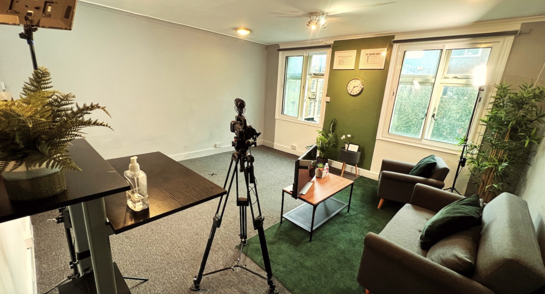 Cozy virtual event space with camera setup for webinars and meetings.