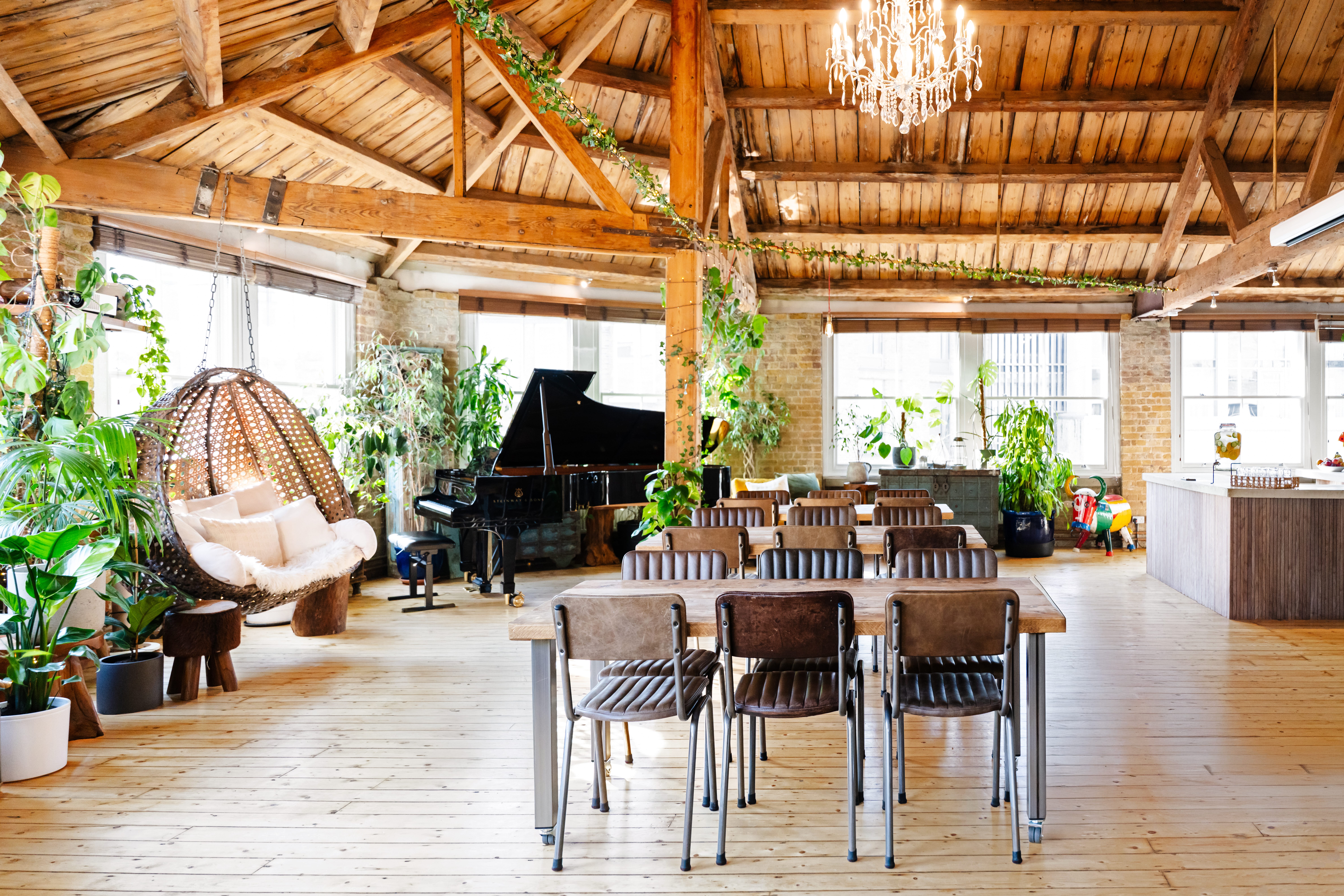 Shoreditch Treehouse event space with rustic beams, perfect for creative meetings and workshops.
