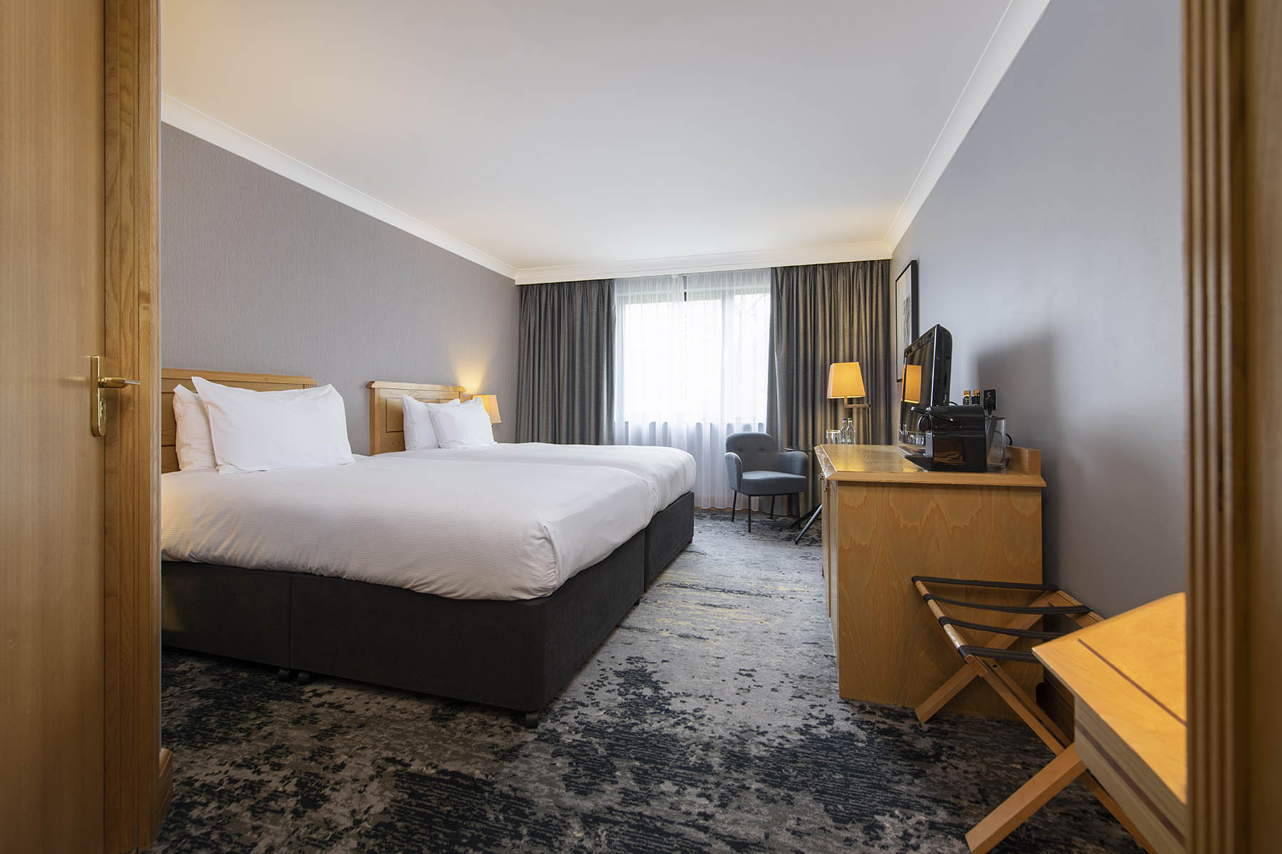 Lydiard Suite - qzndg1gzleb.jpg