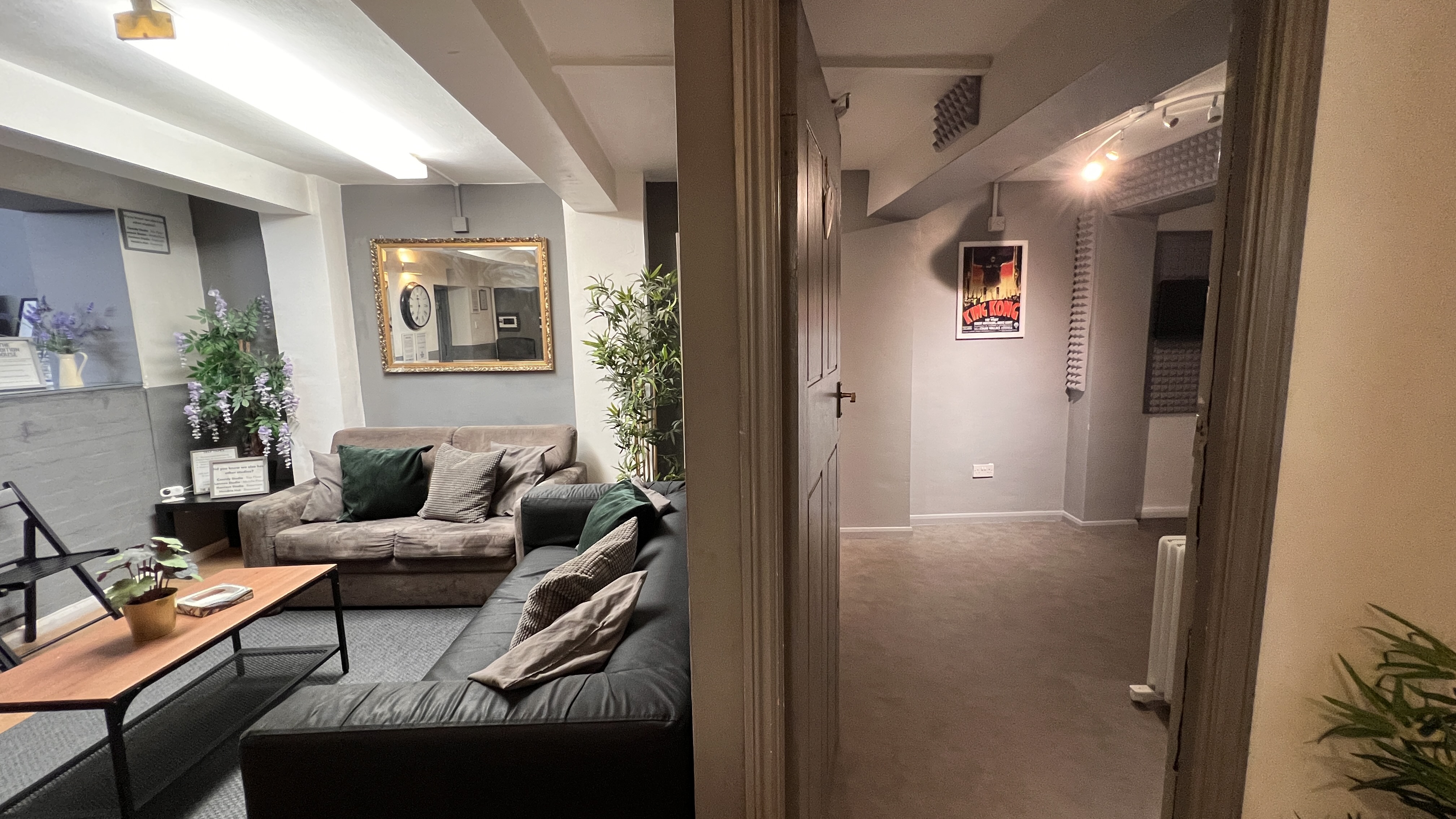 The audition house - ph3glkkppak.jpeg