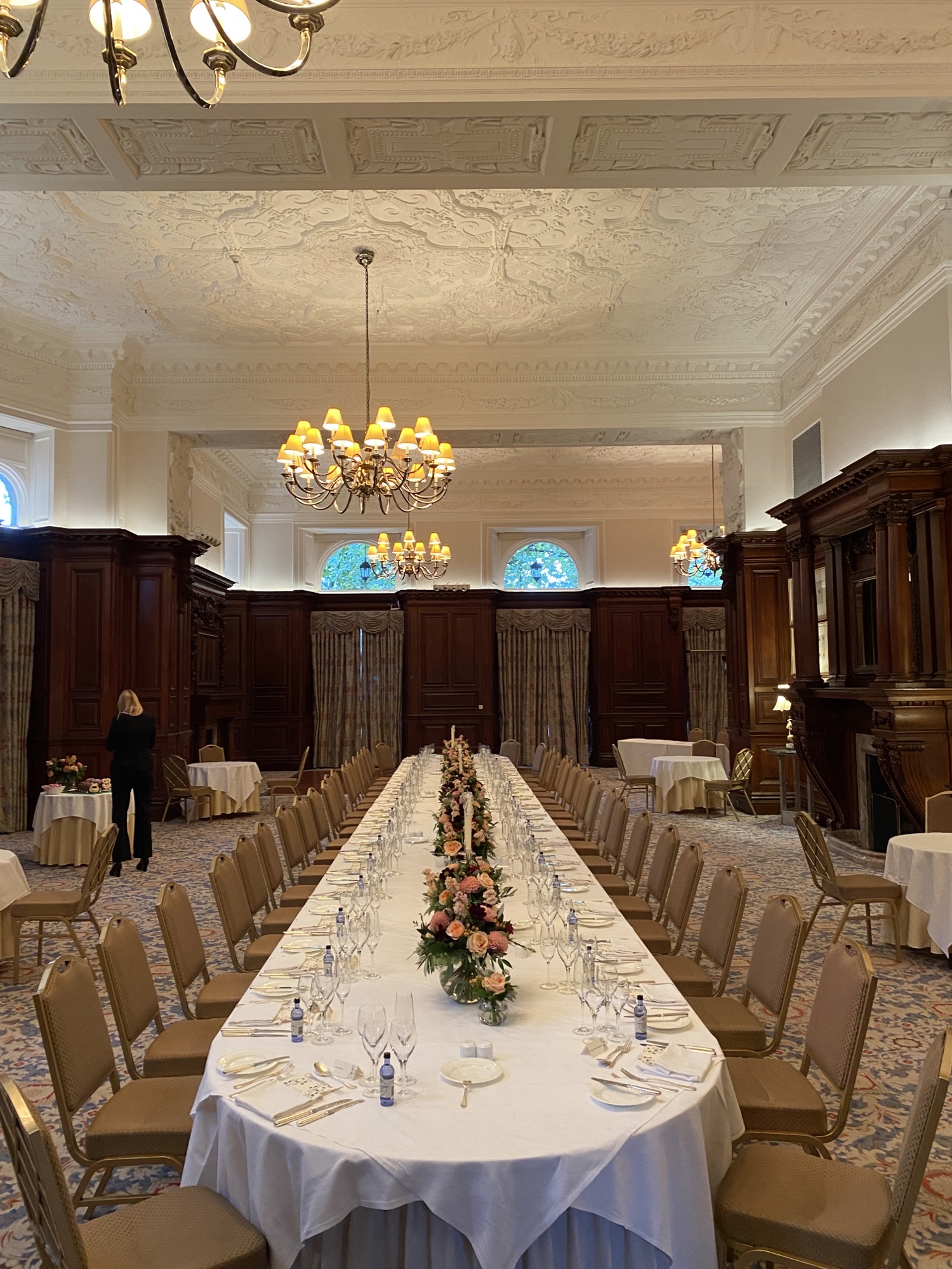 Elegant banquet hall in The Landmark London, ideal for weddings and corporate events.