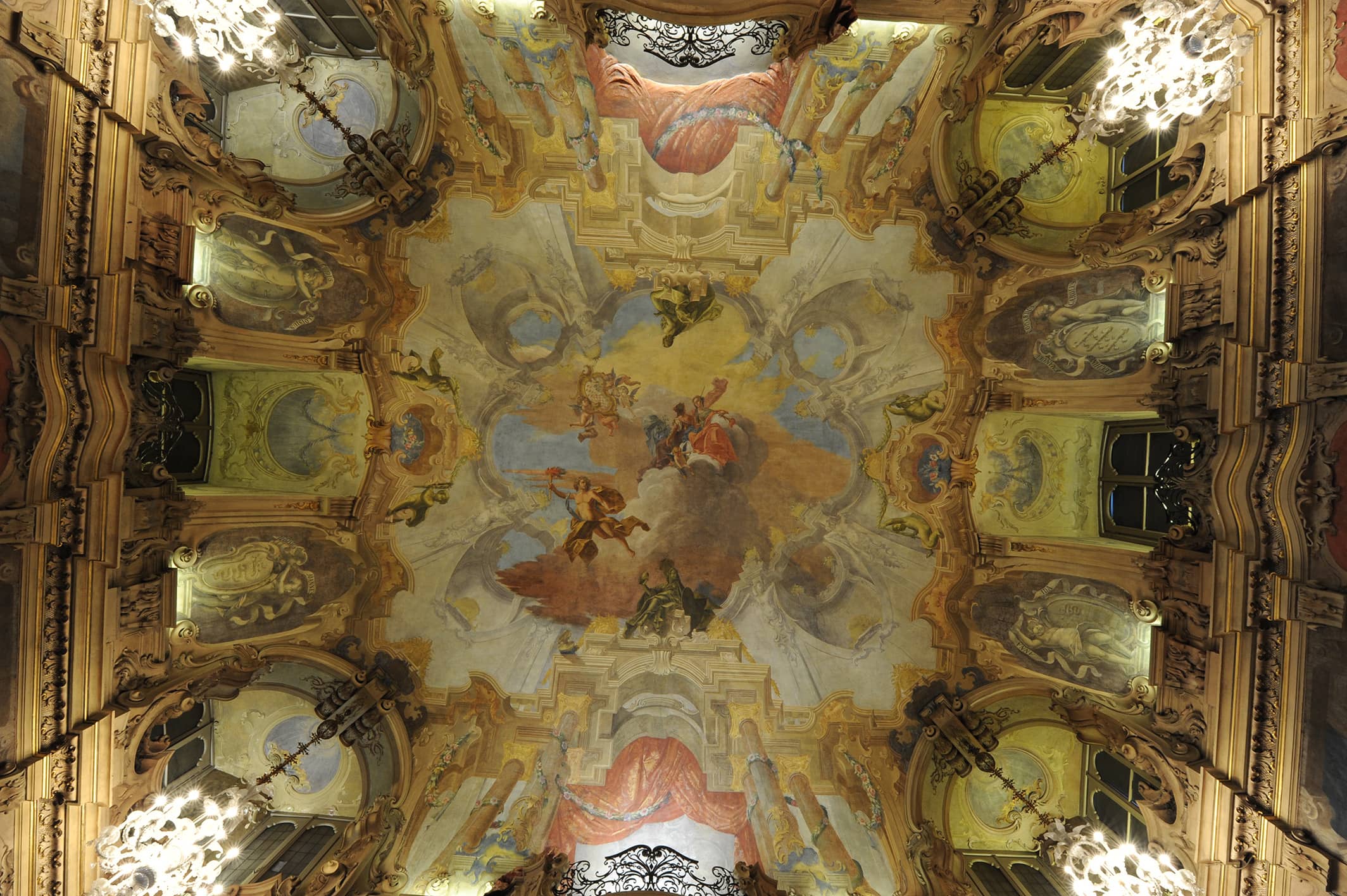 Sala Visconti - unj2osrwhor.jpg