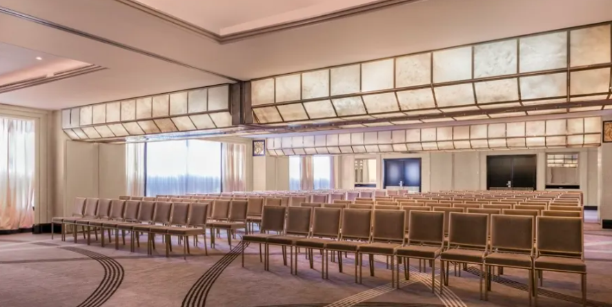 Queen Mary Ballroom - de6cba73-7702-408b-bb68-58a5edd95e0e.png