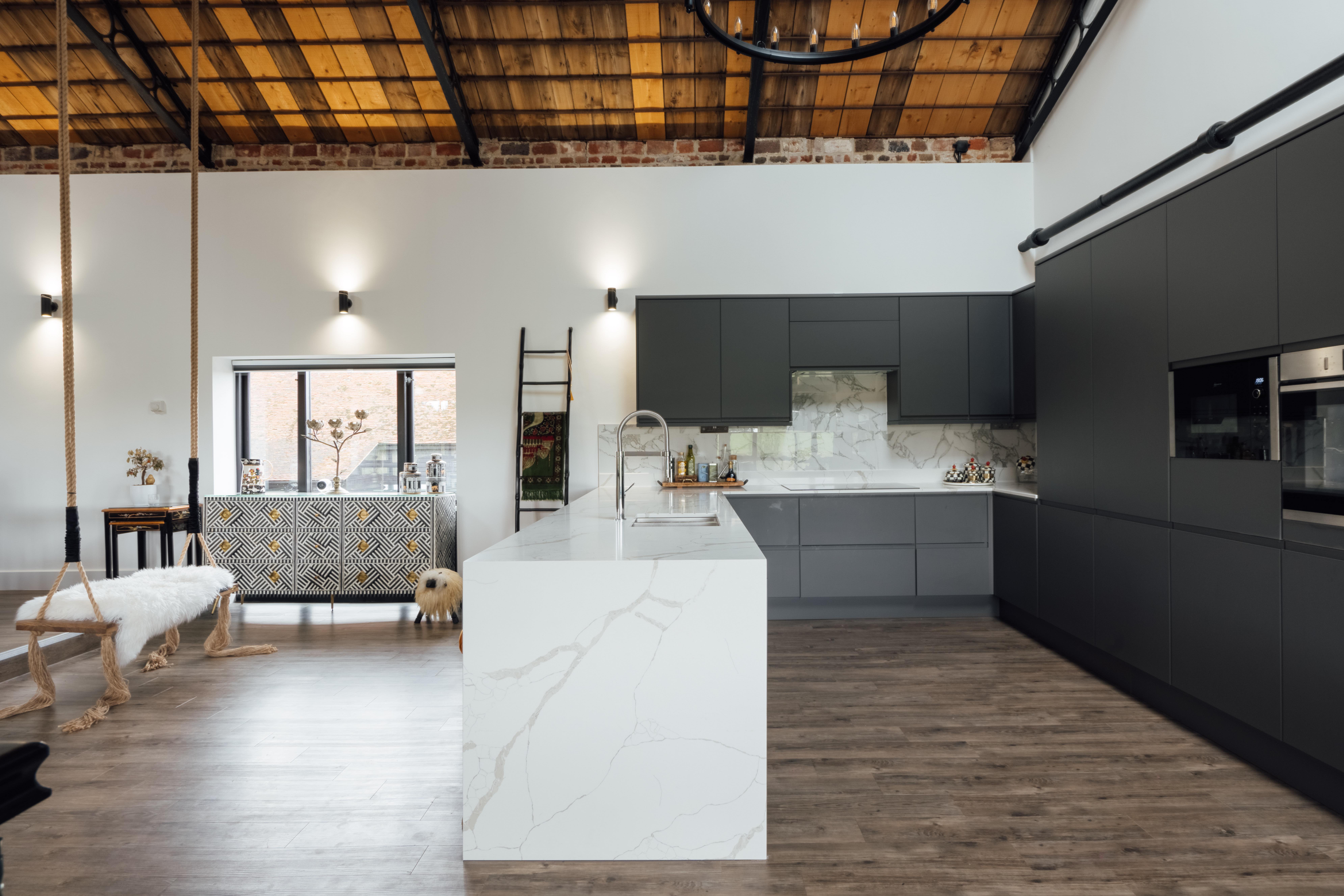 Modern kitchen in Luxury Bunkers Barn, perfect for culinary events and private dinners.