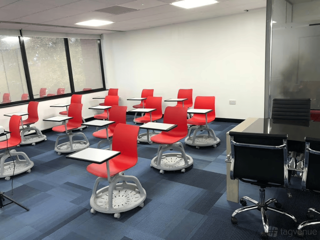 Class room/ Conference Room - zeknyawttff.png