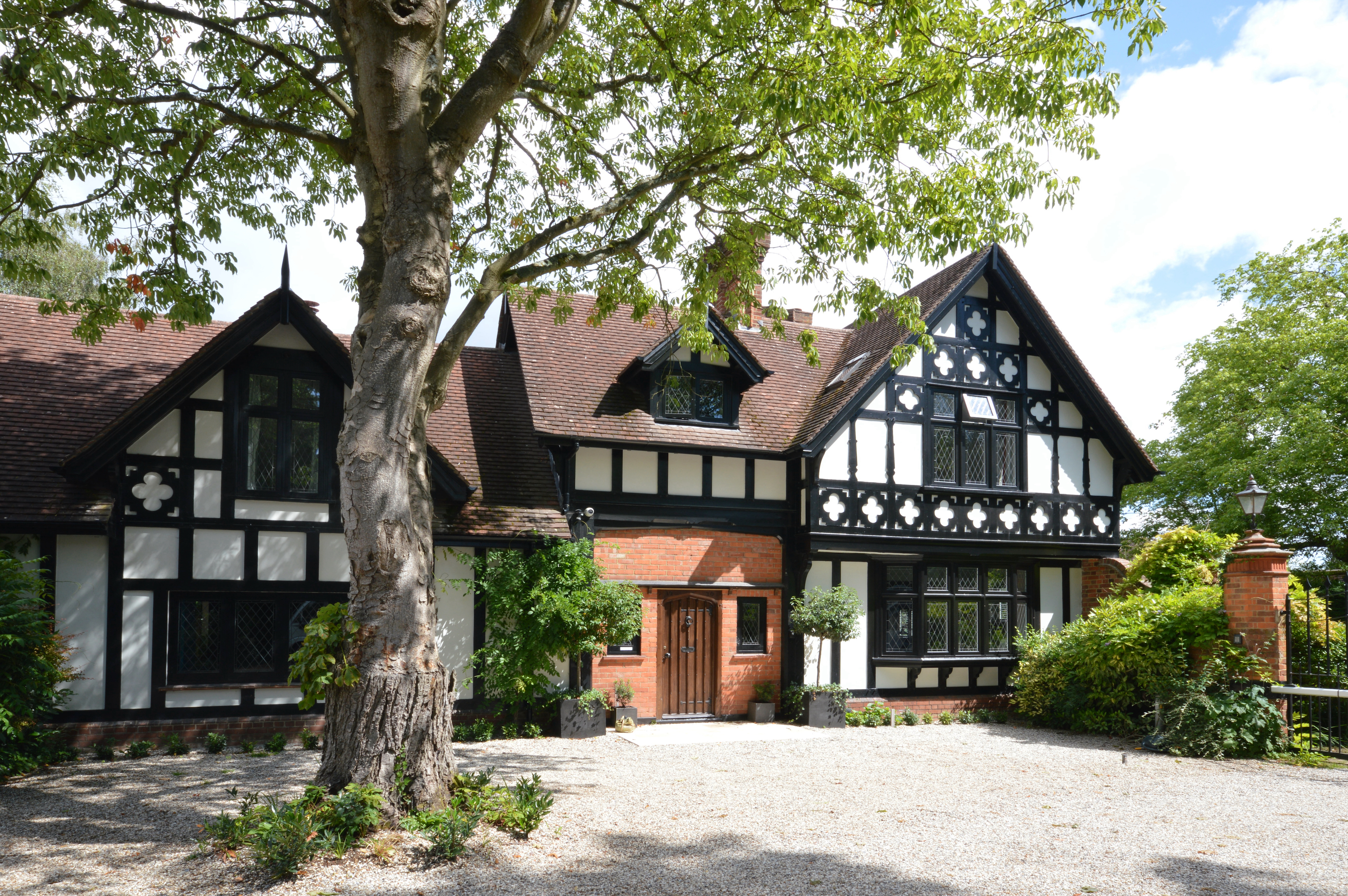 Charming Riversdale Lodge country house venue for elegant events and meetings.