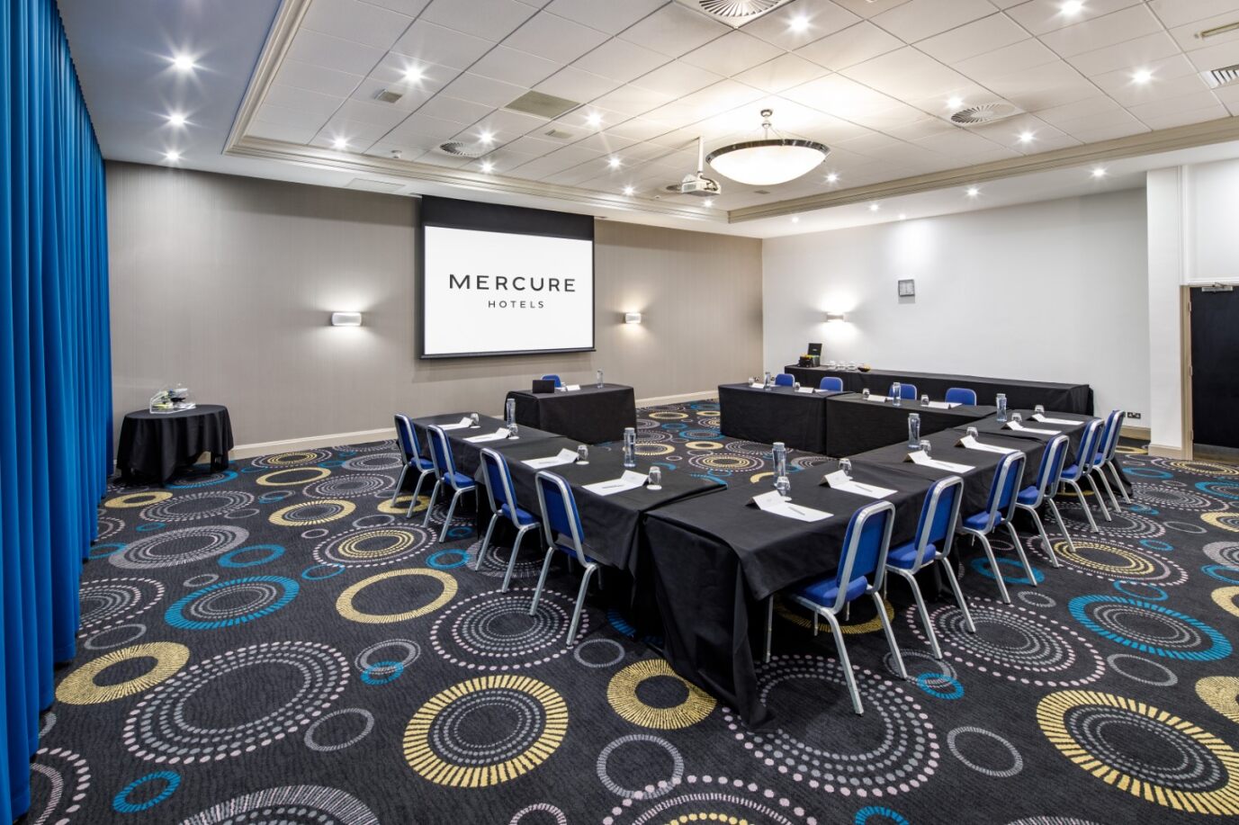 Telford Suite meeting room with U-shaped tables for conferences and workshops.