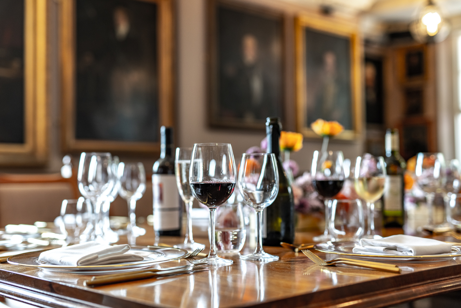Elegant dining table at Pickle Room, Trafalgar Tavern for sophisticated events and galas.