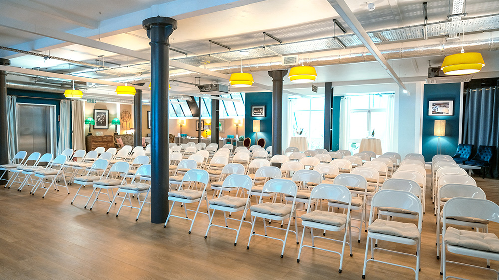 La Galeria - pxemsseoryb.jpg