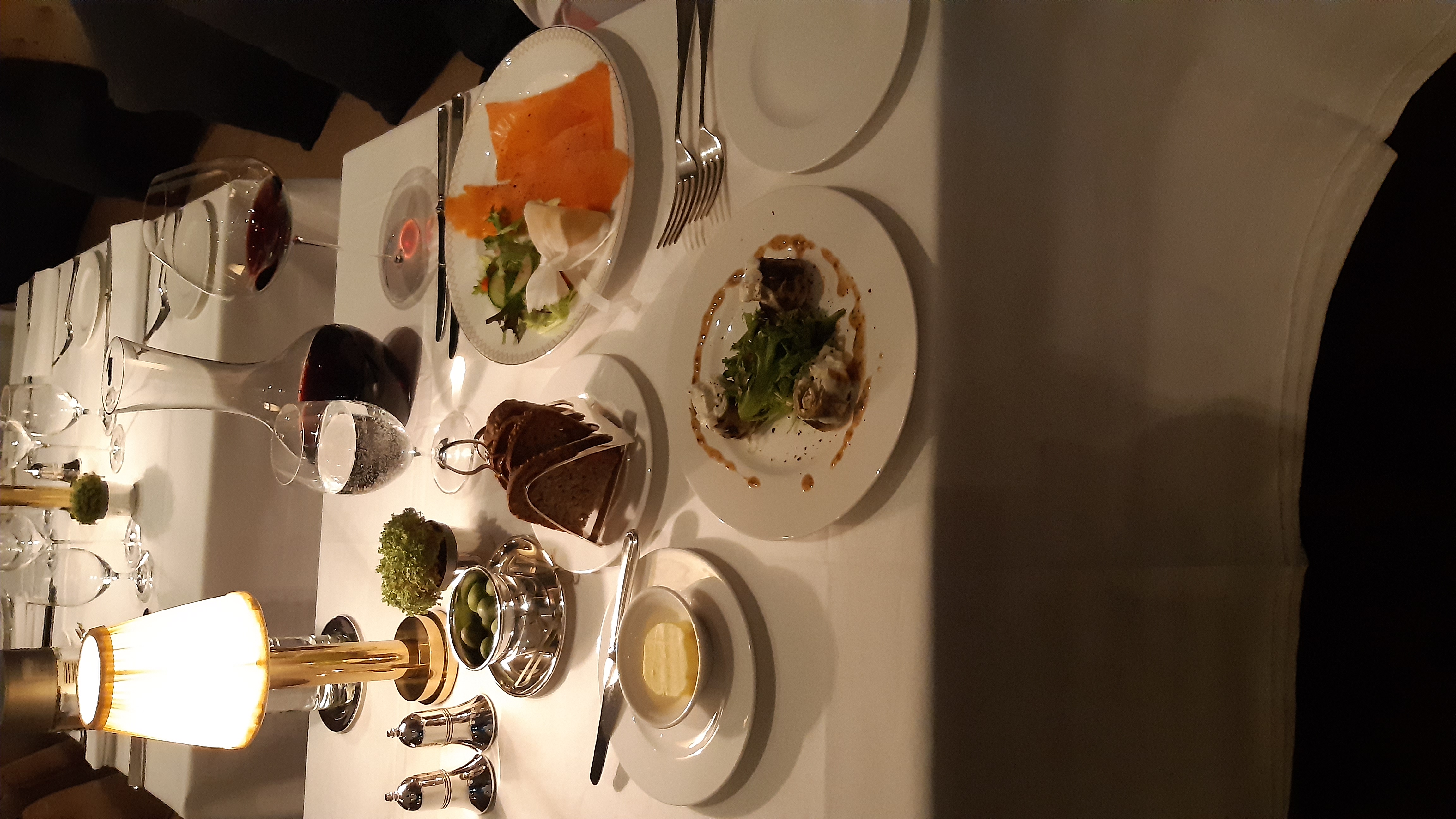 Main Restaurant Area - hta14ujoqxj.jpg