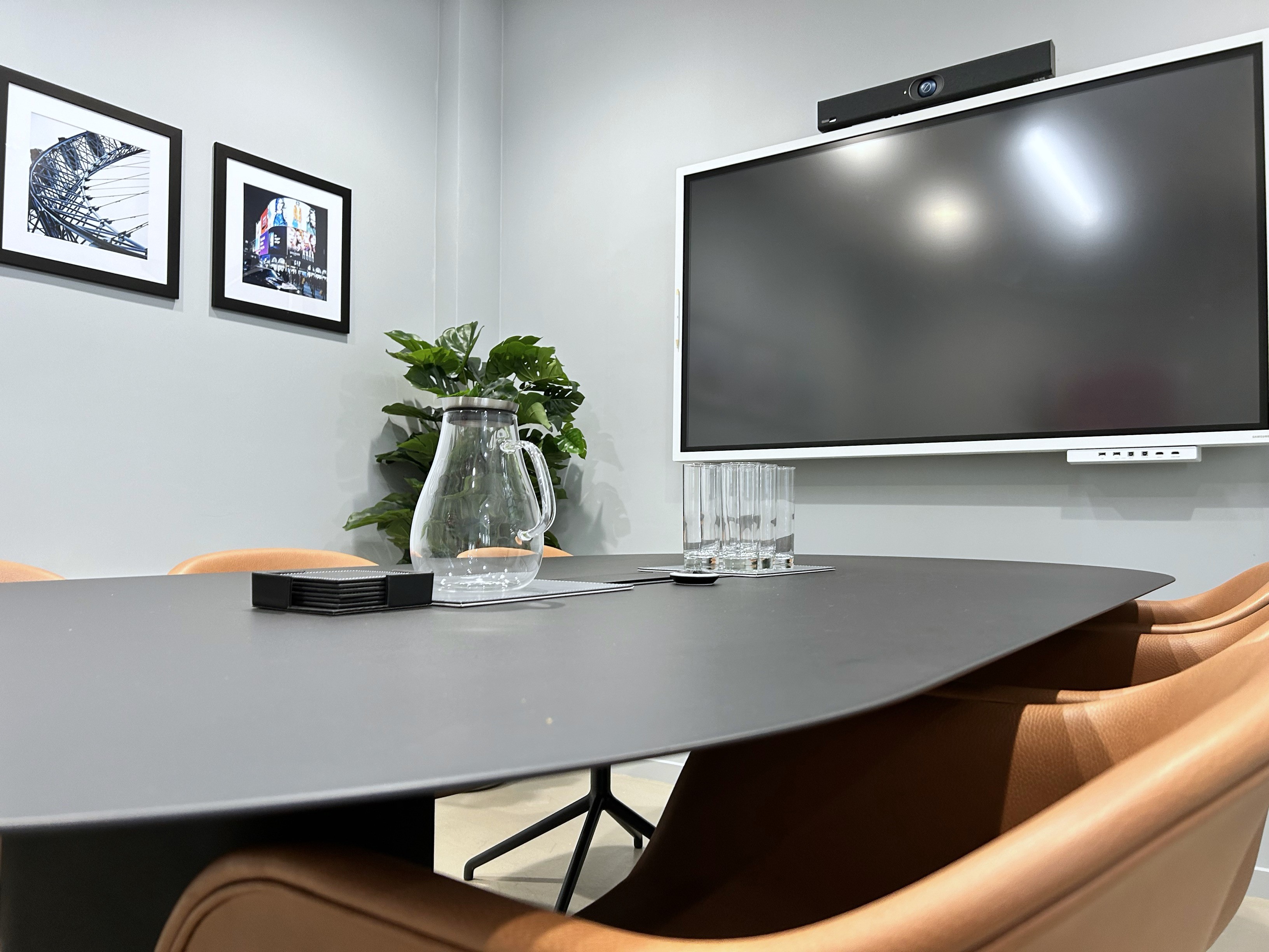 The Emonda - cpcmzgz5wf2.jpg