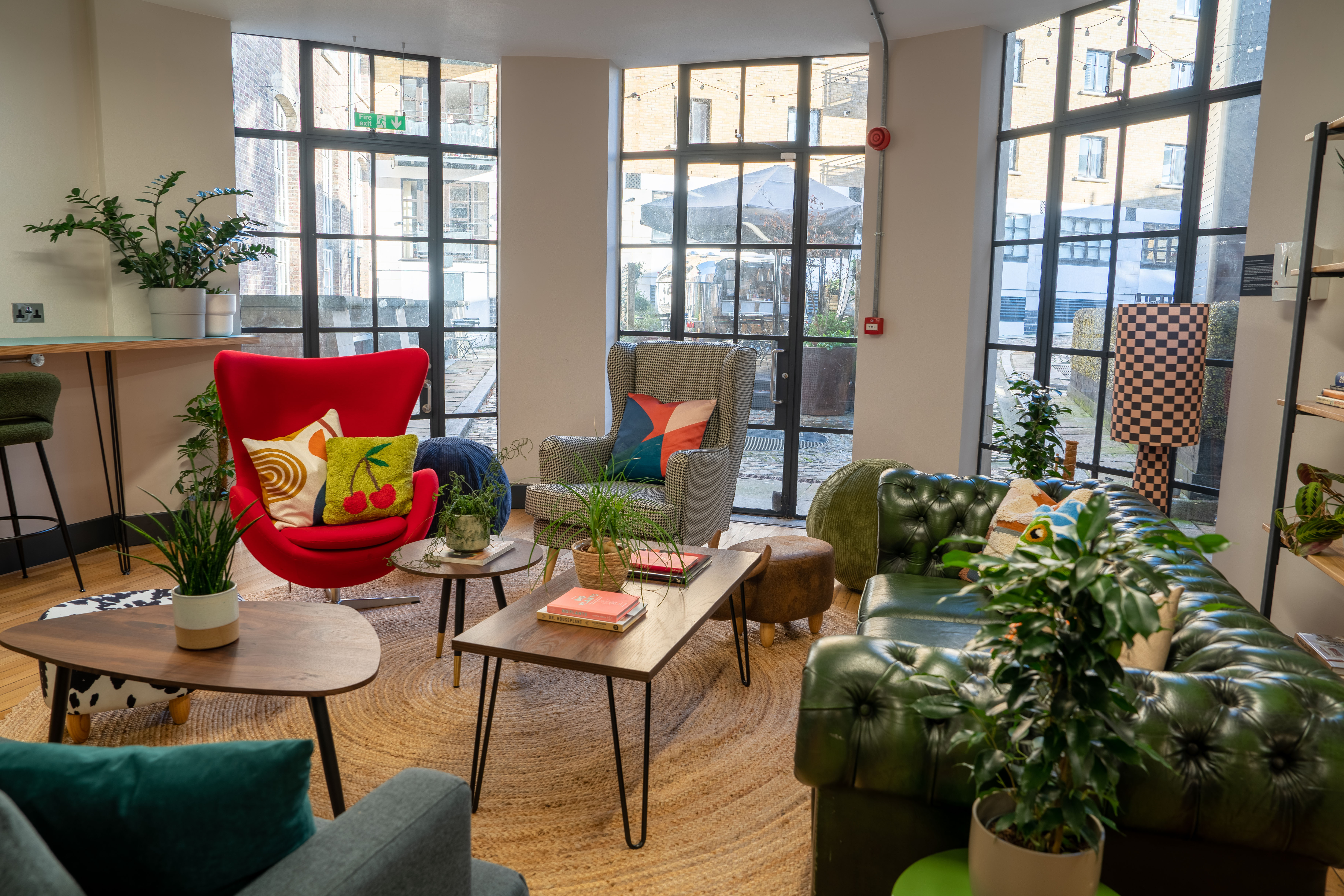 Stylish lounge area with vibrant seating, ideal for networking events and meetings.
