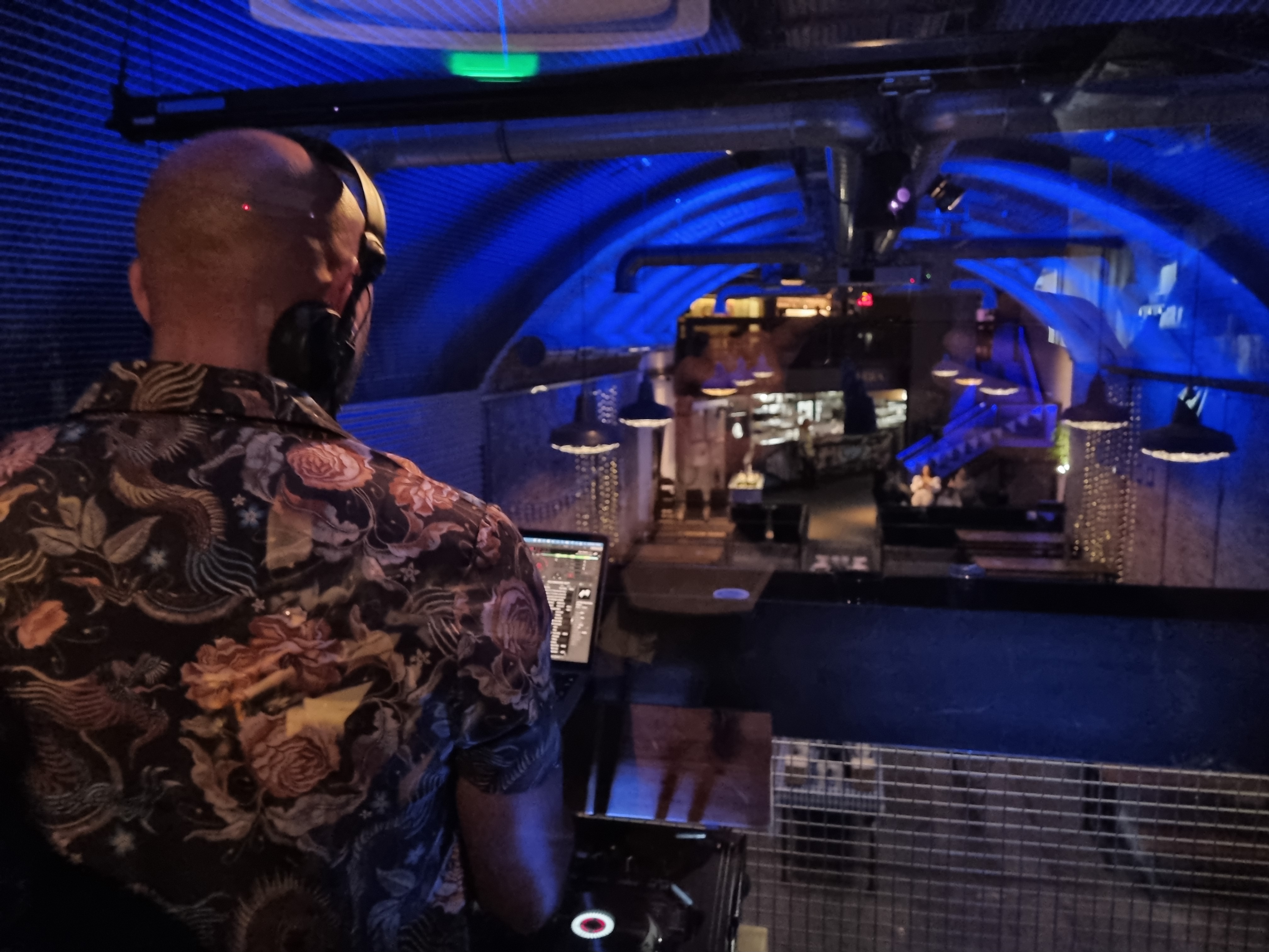 The Old Arch - dfa4d8f7-b5a3-4eda-95b2-b9028dff96b7.JPG