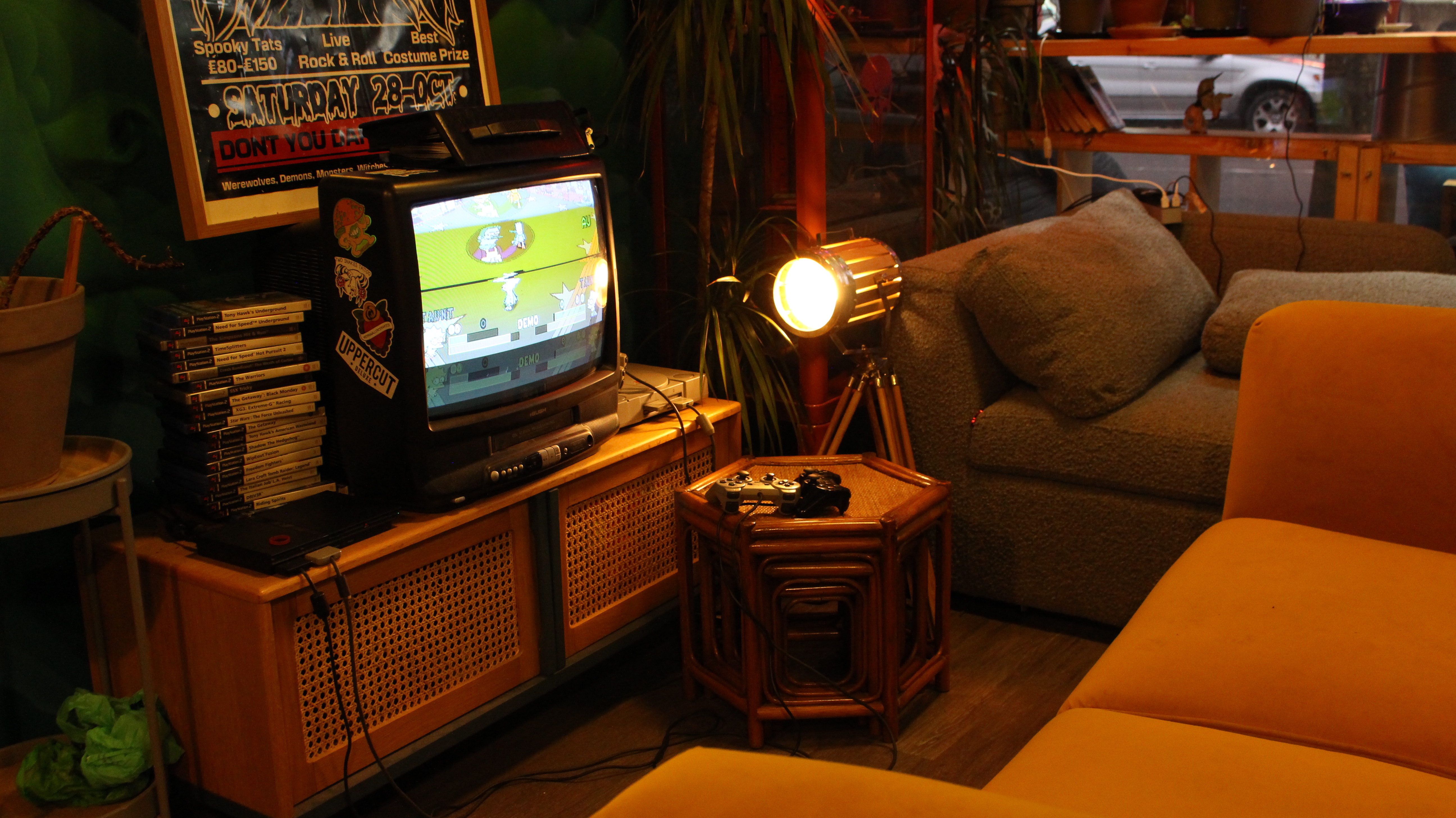 Zombie Games Cafe  - nqbrhalgo0r.JPG