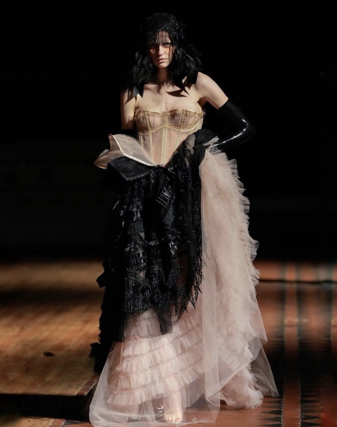 Sacred  - 3oecxylx4fi.png