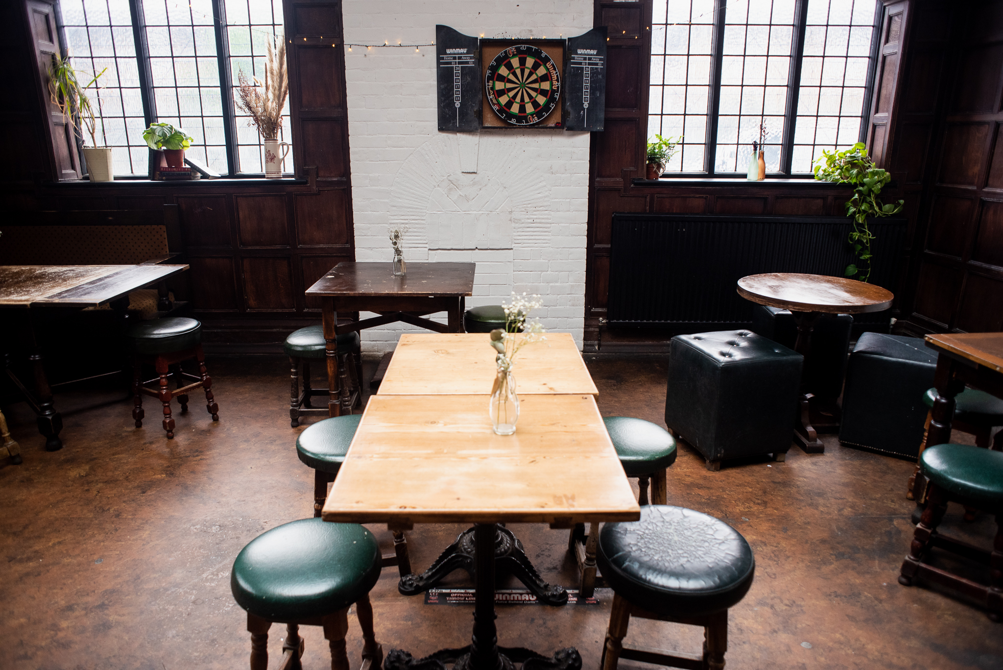 Cozy Games Room in Beehive, perfect for casual meetings and team-building events.