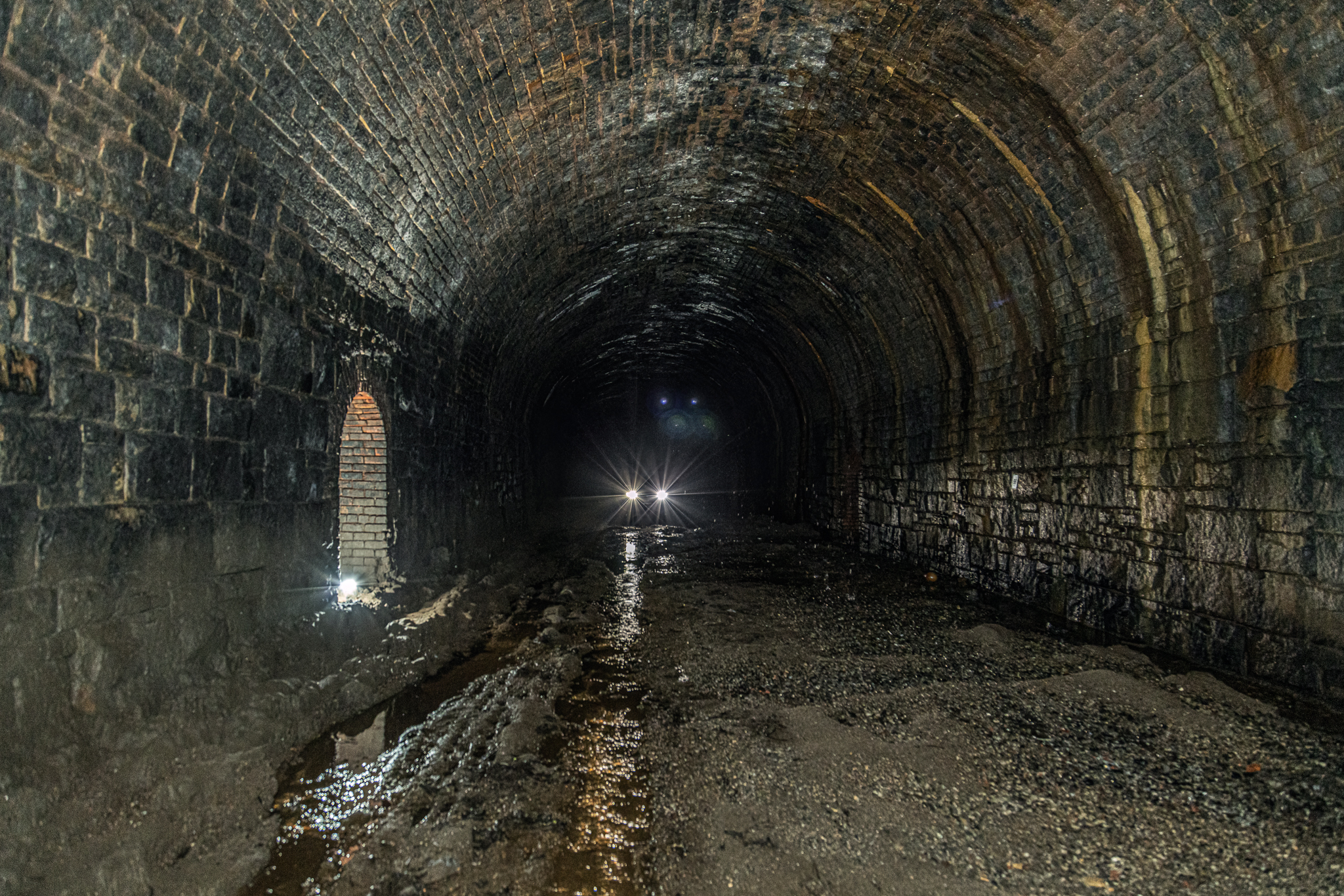 Disused Tunnel - ankn14r3qyz.jpg
