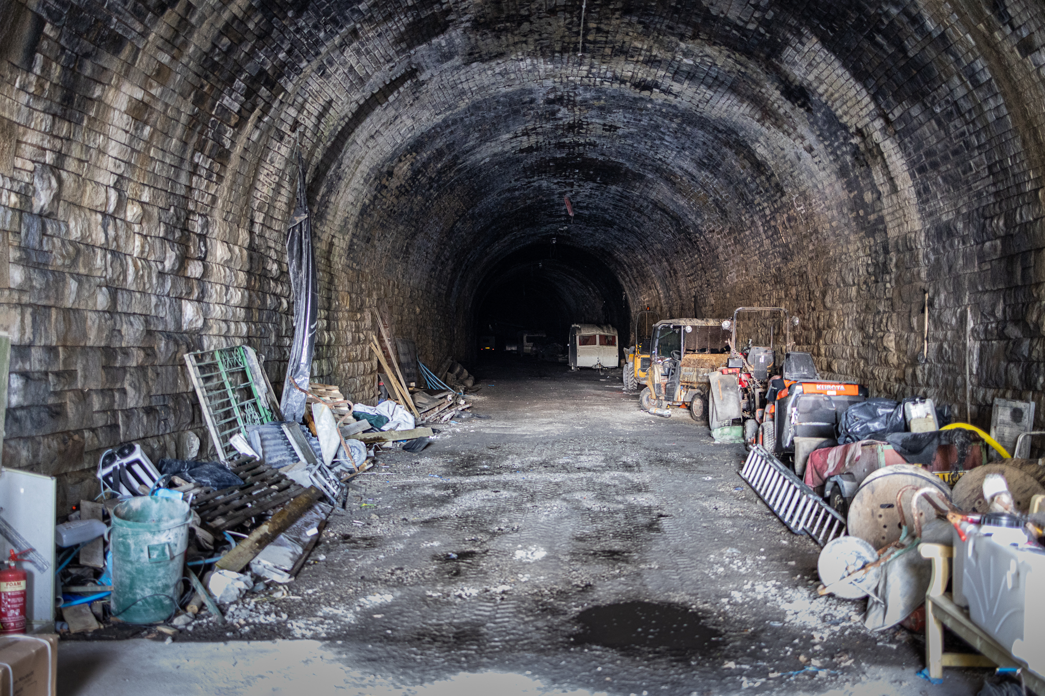 Disused Tunnel - ec2mz1ubq4t.jpg