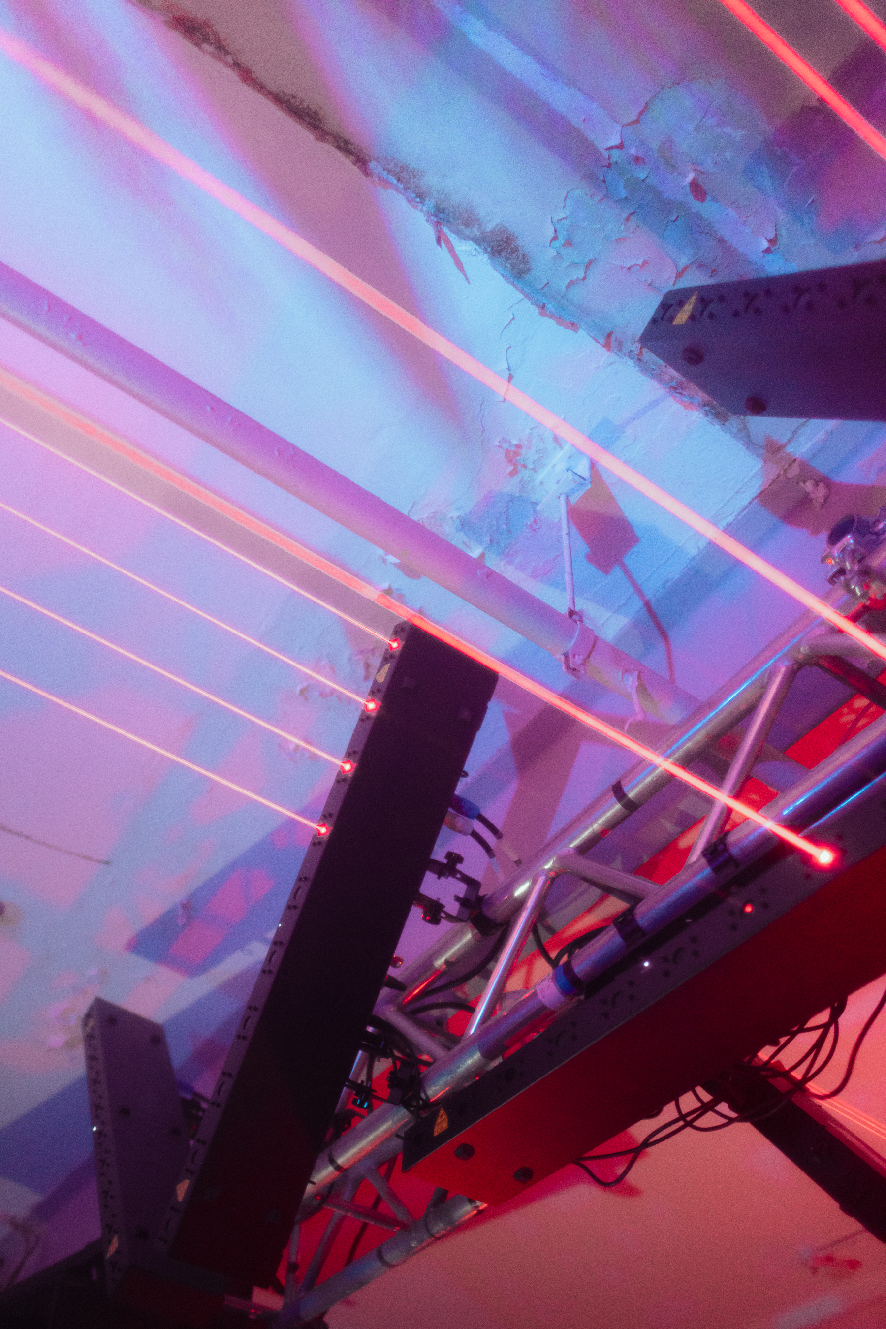 Hot House  - errsv0pbvoj.jpg