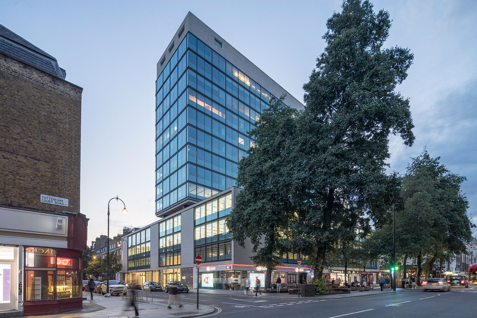 Whole Venue - wctmxuffesn.jpg