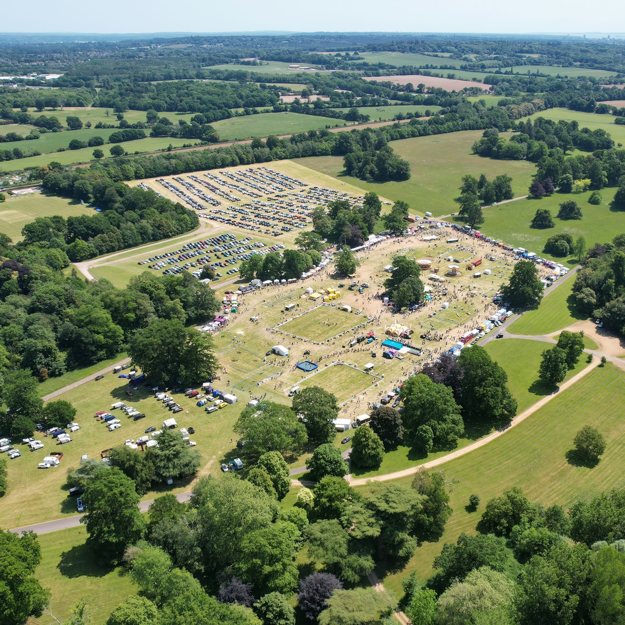 Broadlands Park - fbmul4o0wfs.jpg